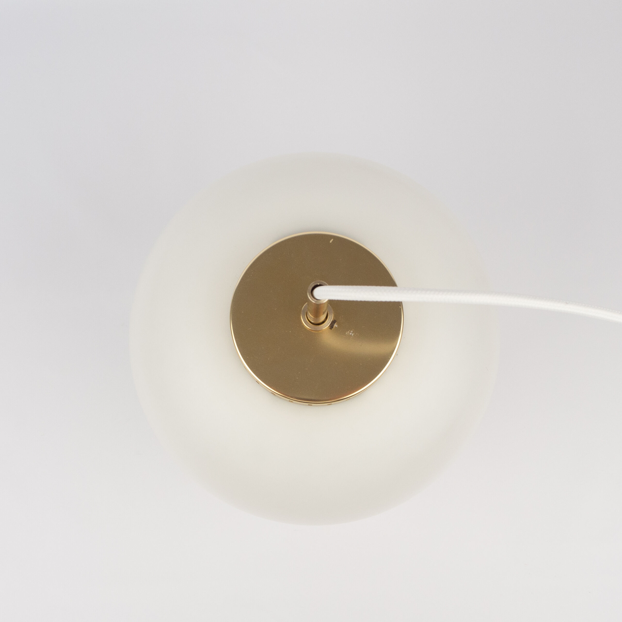 Suspension vintage danoise Kina par Bent Karlby, Lyfa, 1946