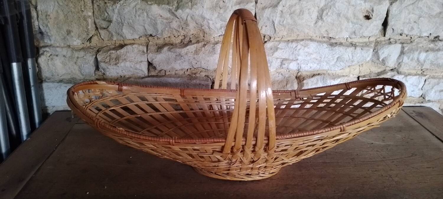 Large vintage wicker basket