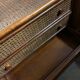Commode vintage en cannage