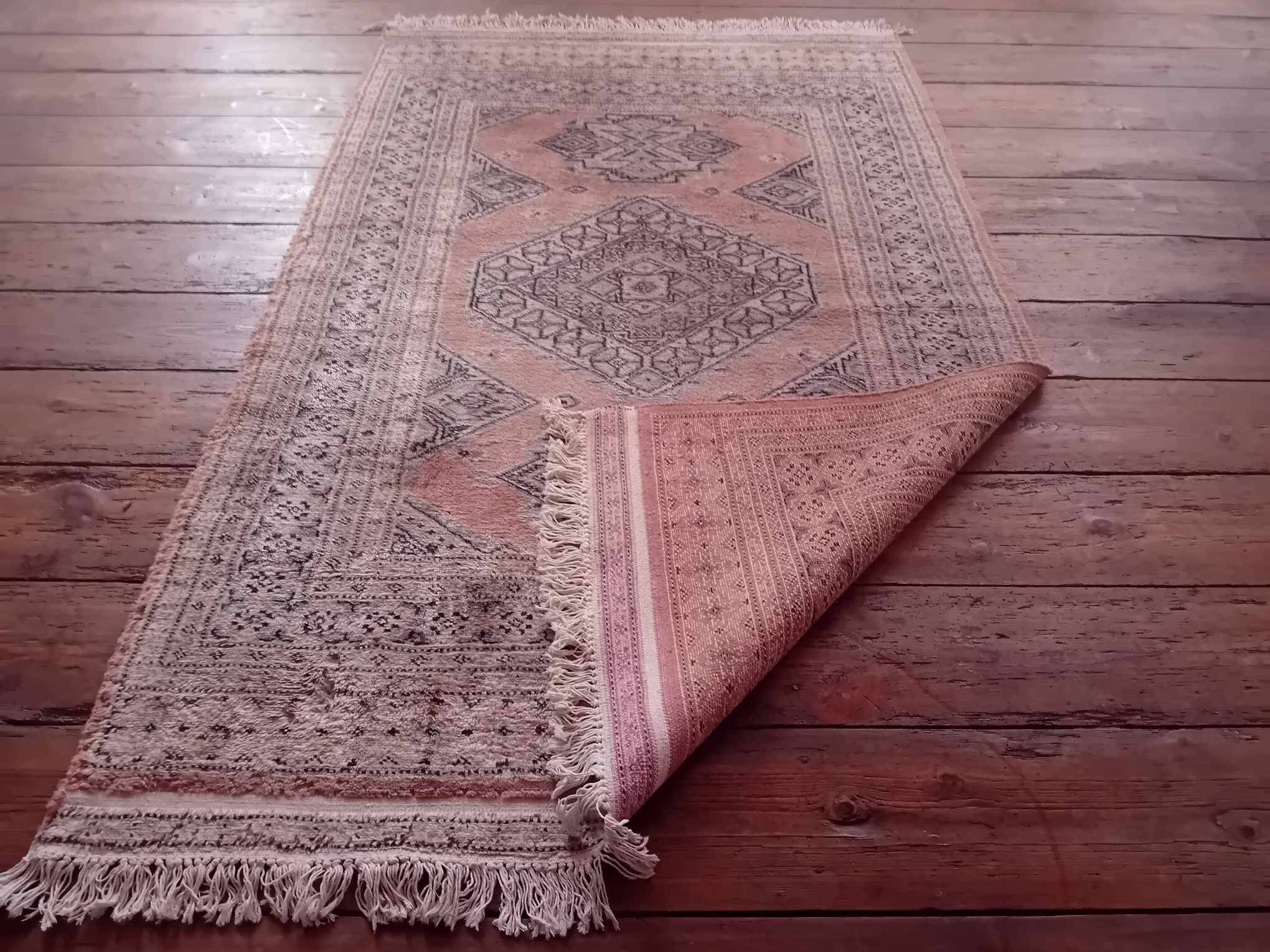 Pakistani Karachi Rug Handmade 187x120cm