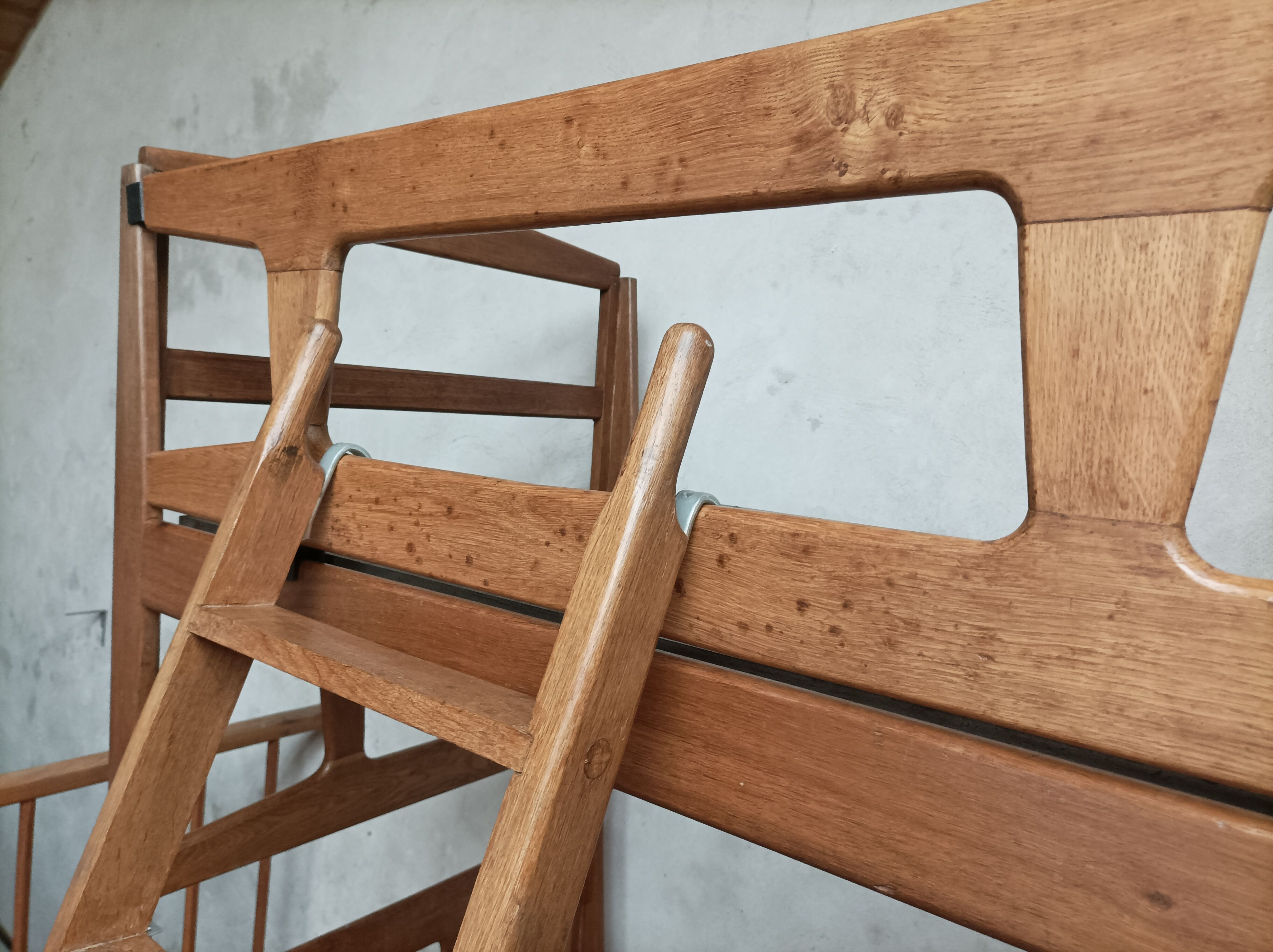 Stackable twin beds with storage chests
