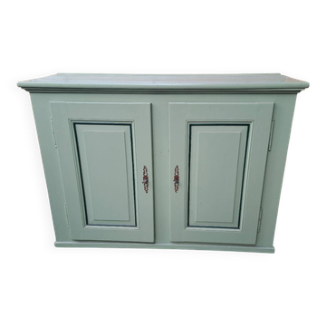 Buffet with 2 doors