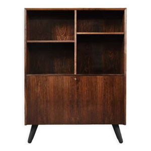 Bibliothèque avec bar