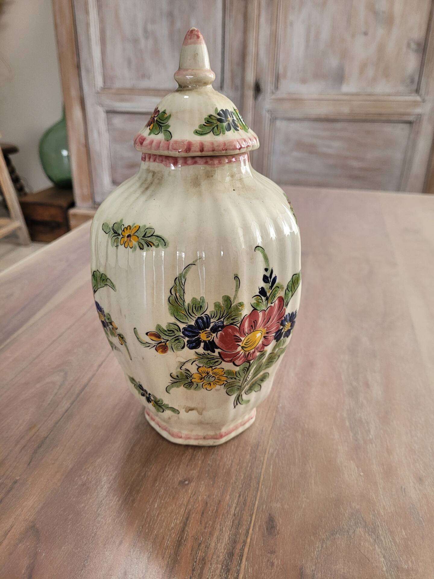 vase