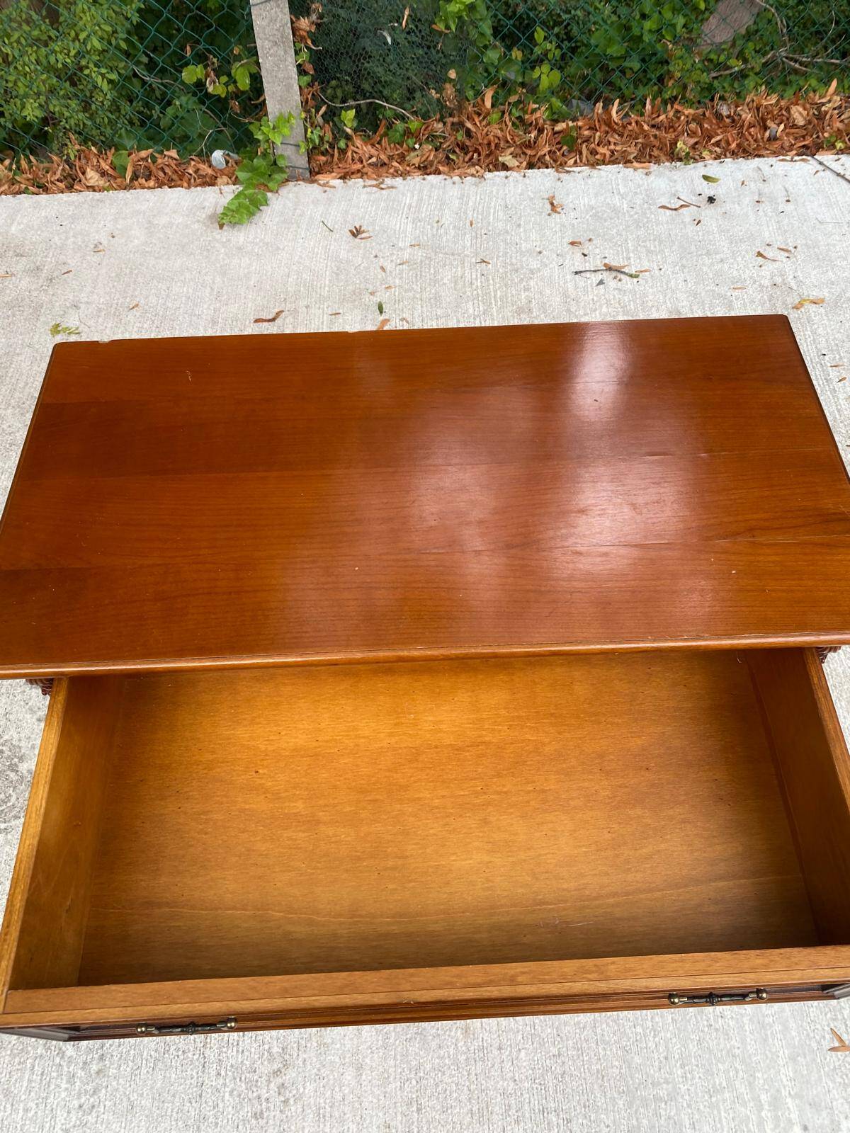 Commode 4 tiroirs style Louis-Philippe Idéal rangement ou projet relooking