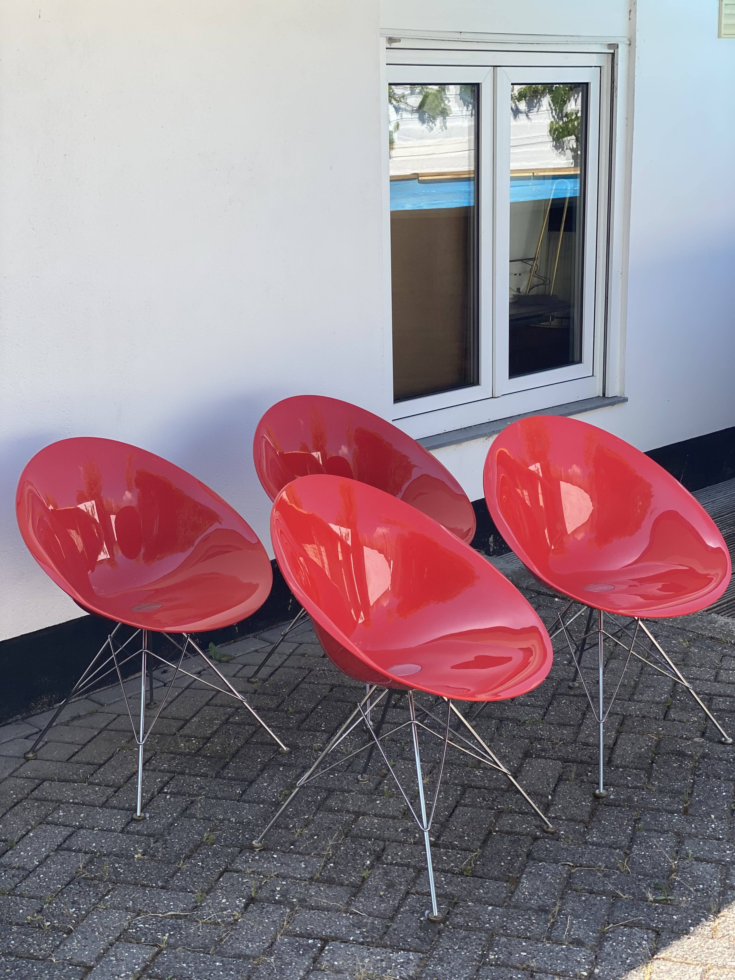 Eros chair with wire base by Philippe Starck, Kartell