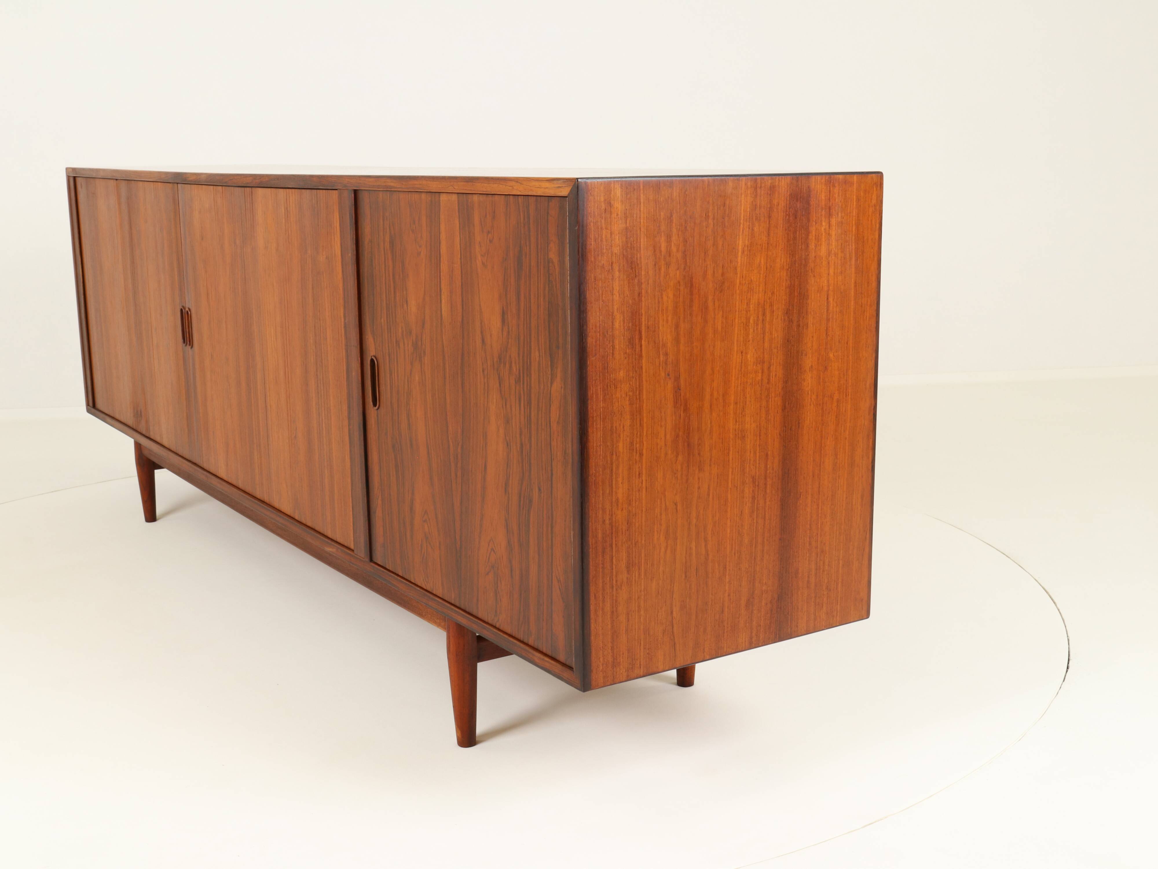 Buffet en palissandre, modèle 37 OS, conçu par Arne Vodder pour Sibast Furniture, Danemark 1960