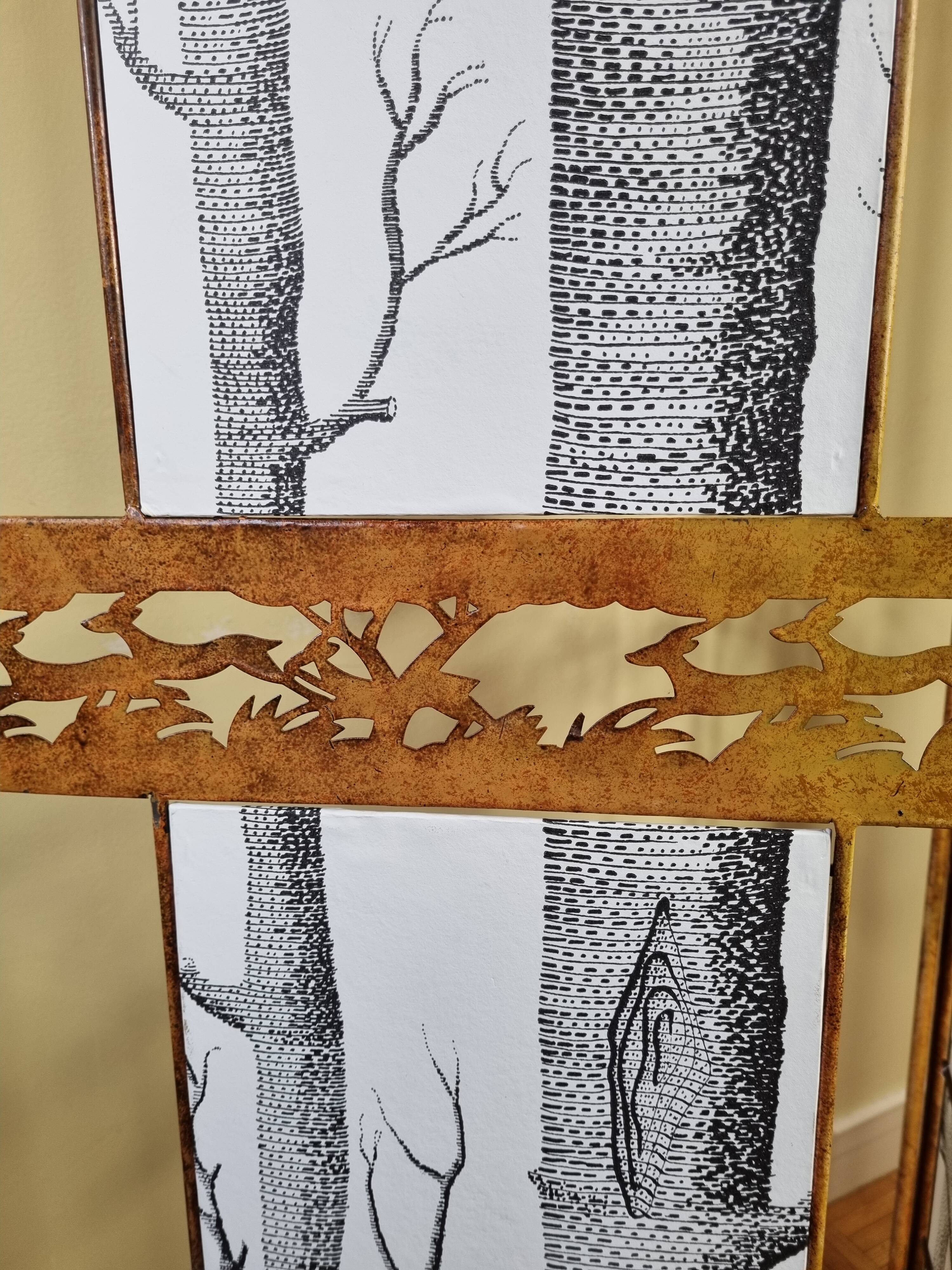 Old restyled metal screen, 3 shutters, 170 cm