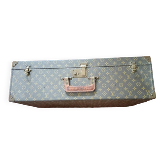 Vuitton trunk