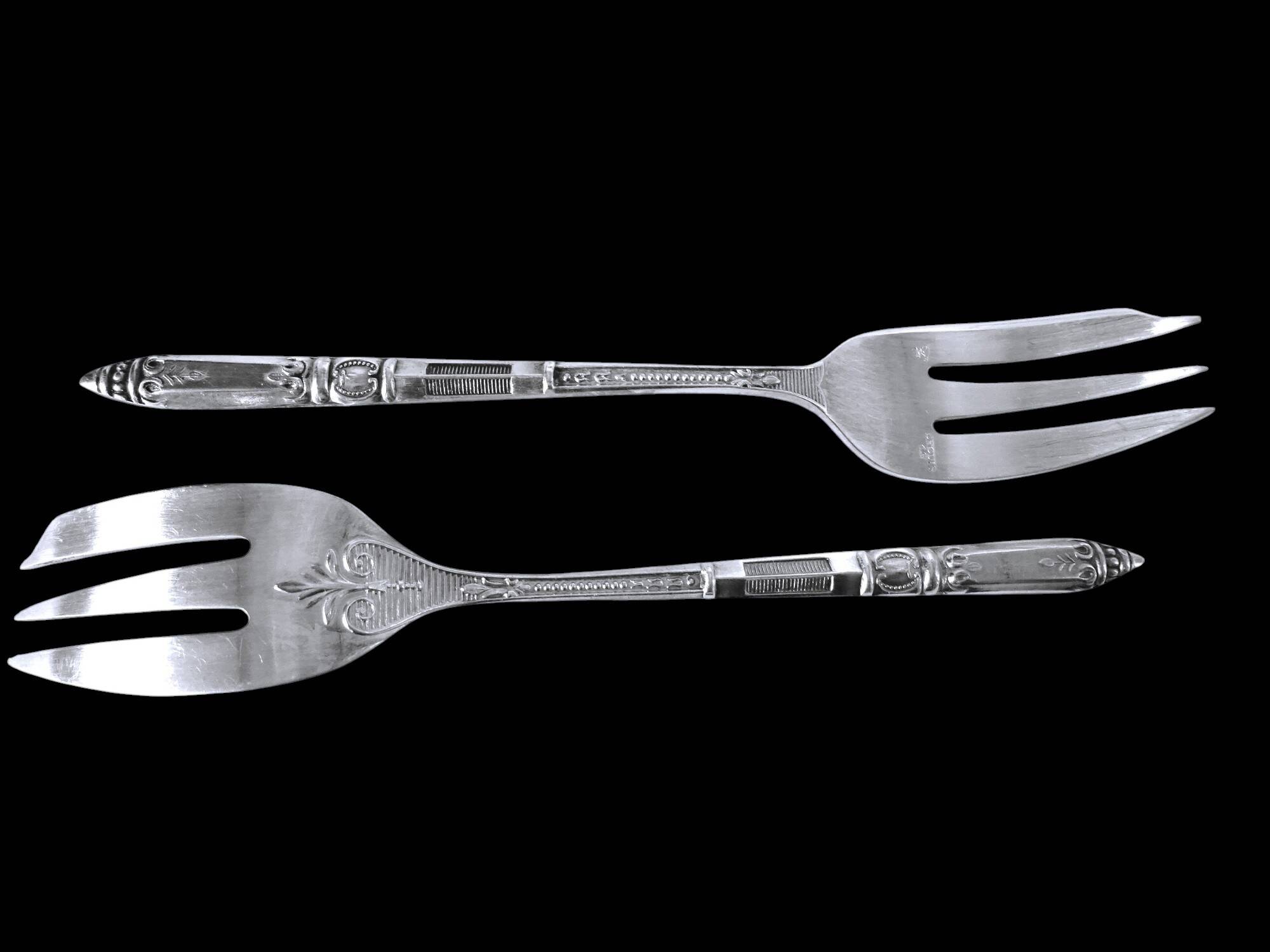Set of 12 Ercuis silver-plated cake forks
