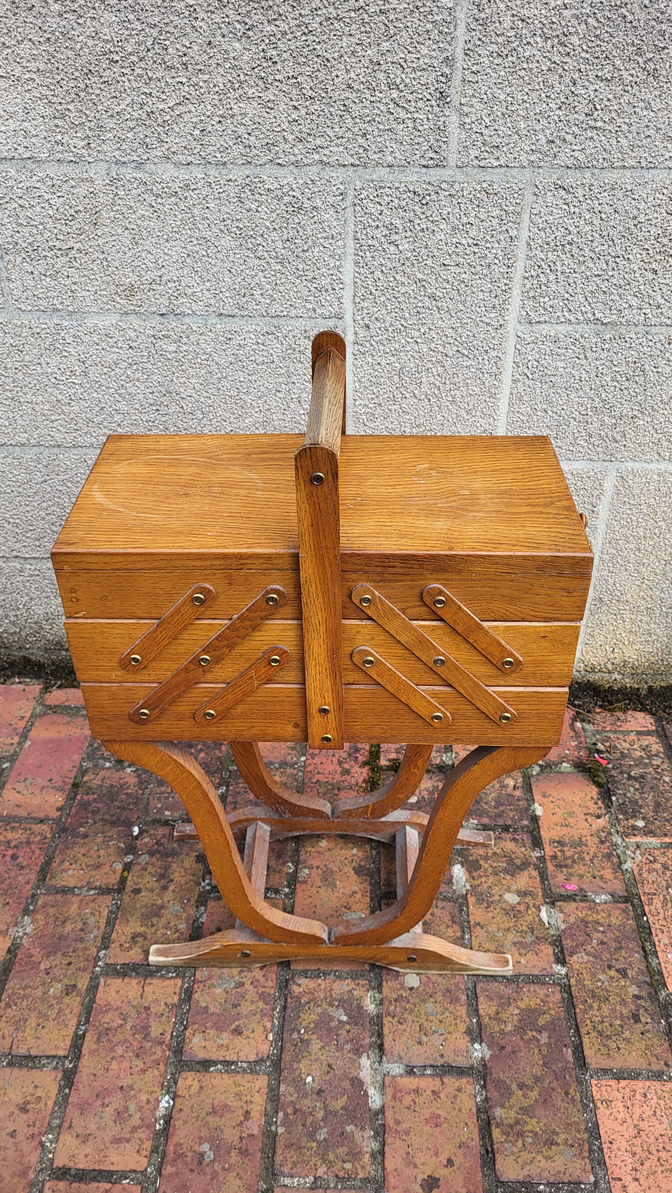 Worker on wooden feet