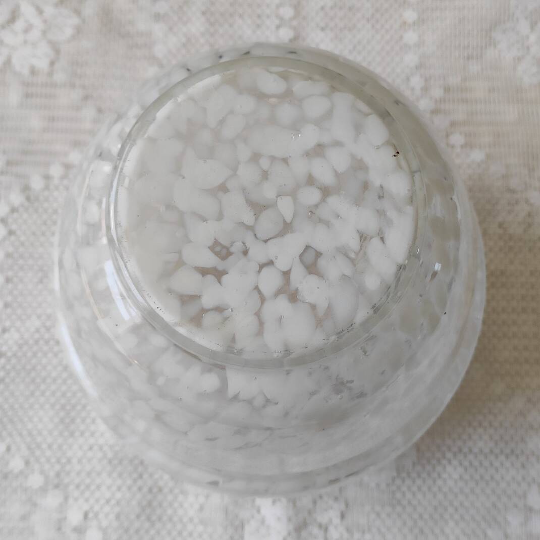 Grand vase verre de clichy blanc