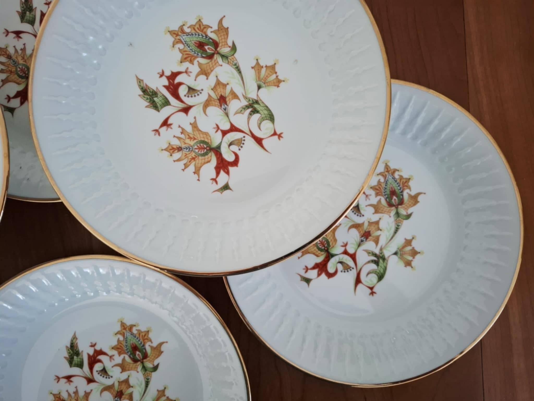 Porcelain soup plates from Chauvigny by Fernand Deshoulières