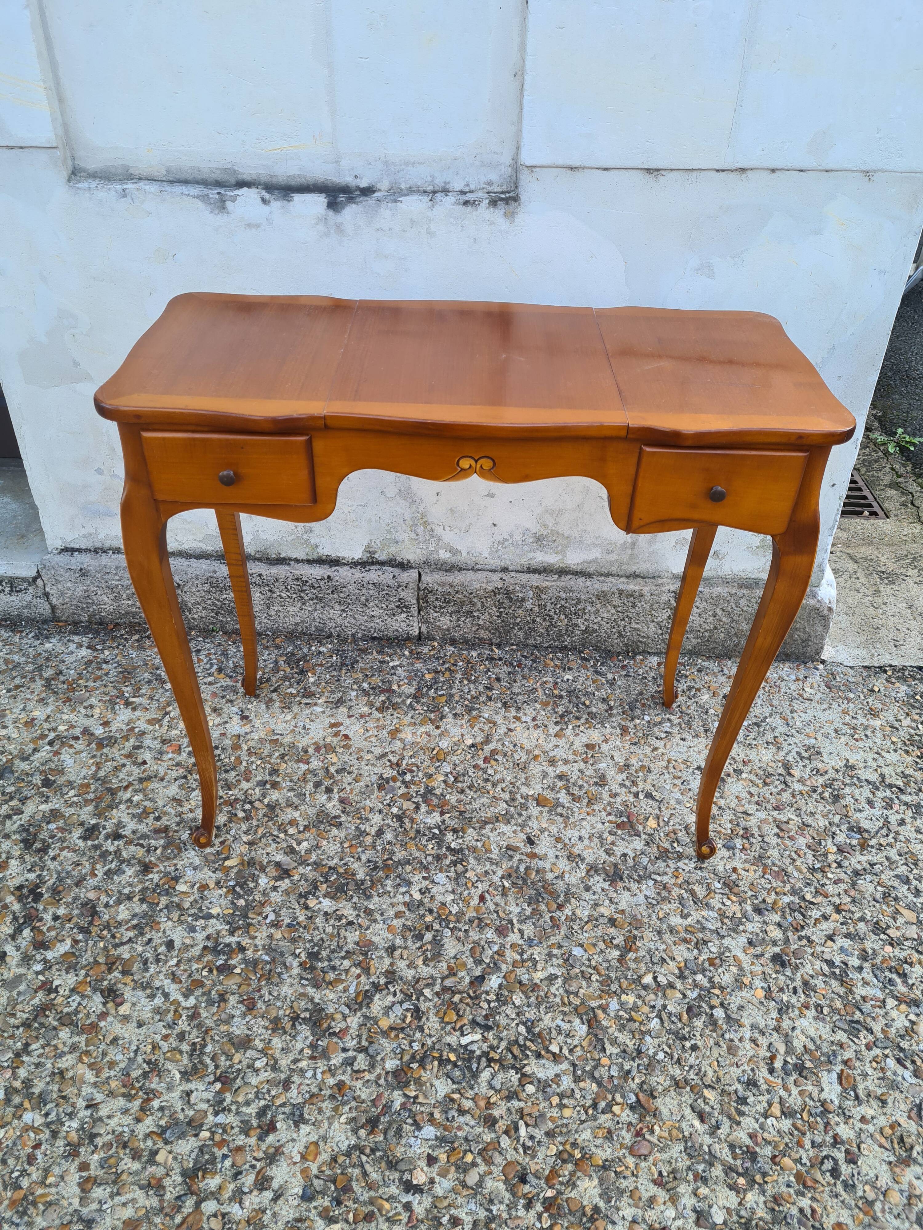 Vintage cherry dressing table