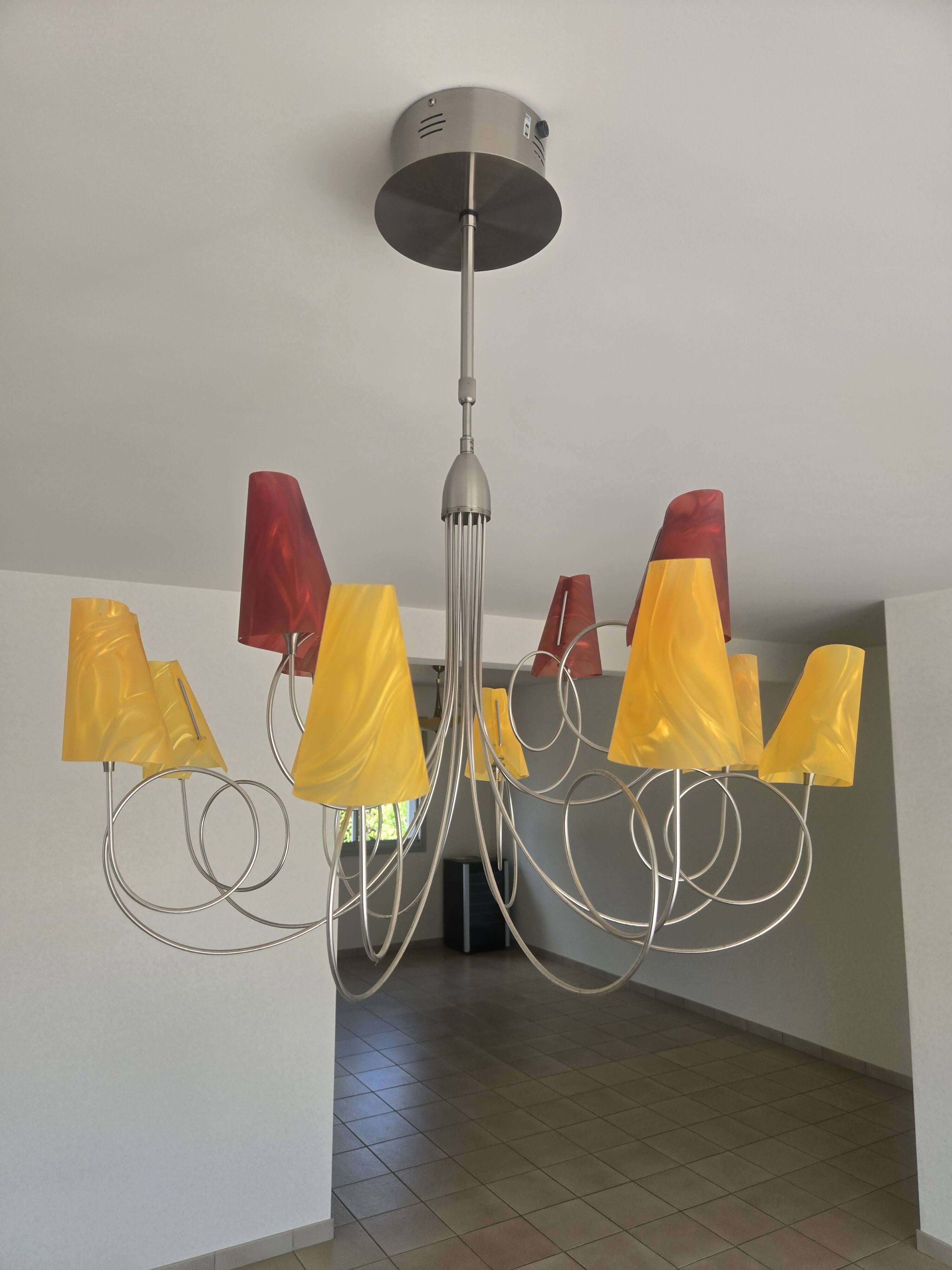 Suspension House Le Dauphin