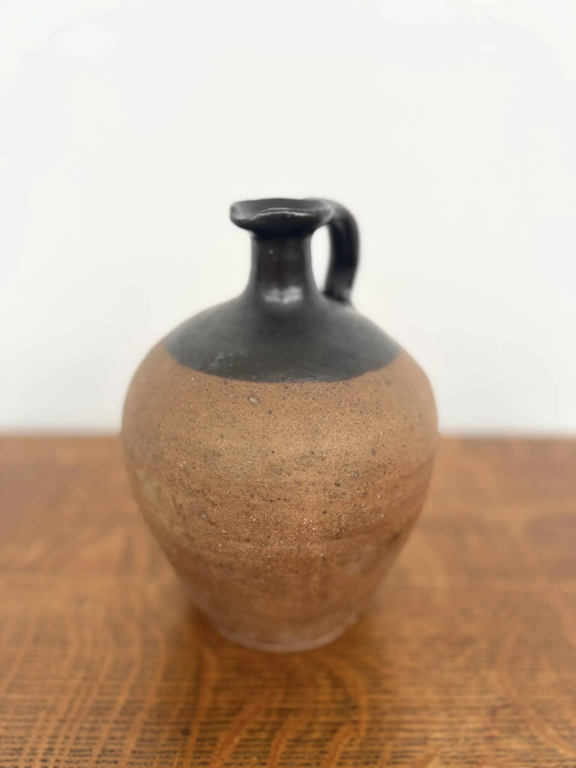 Two-tone stoneware jug
