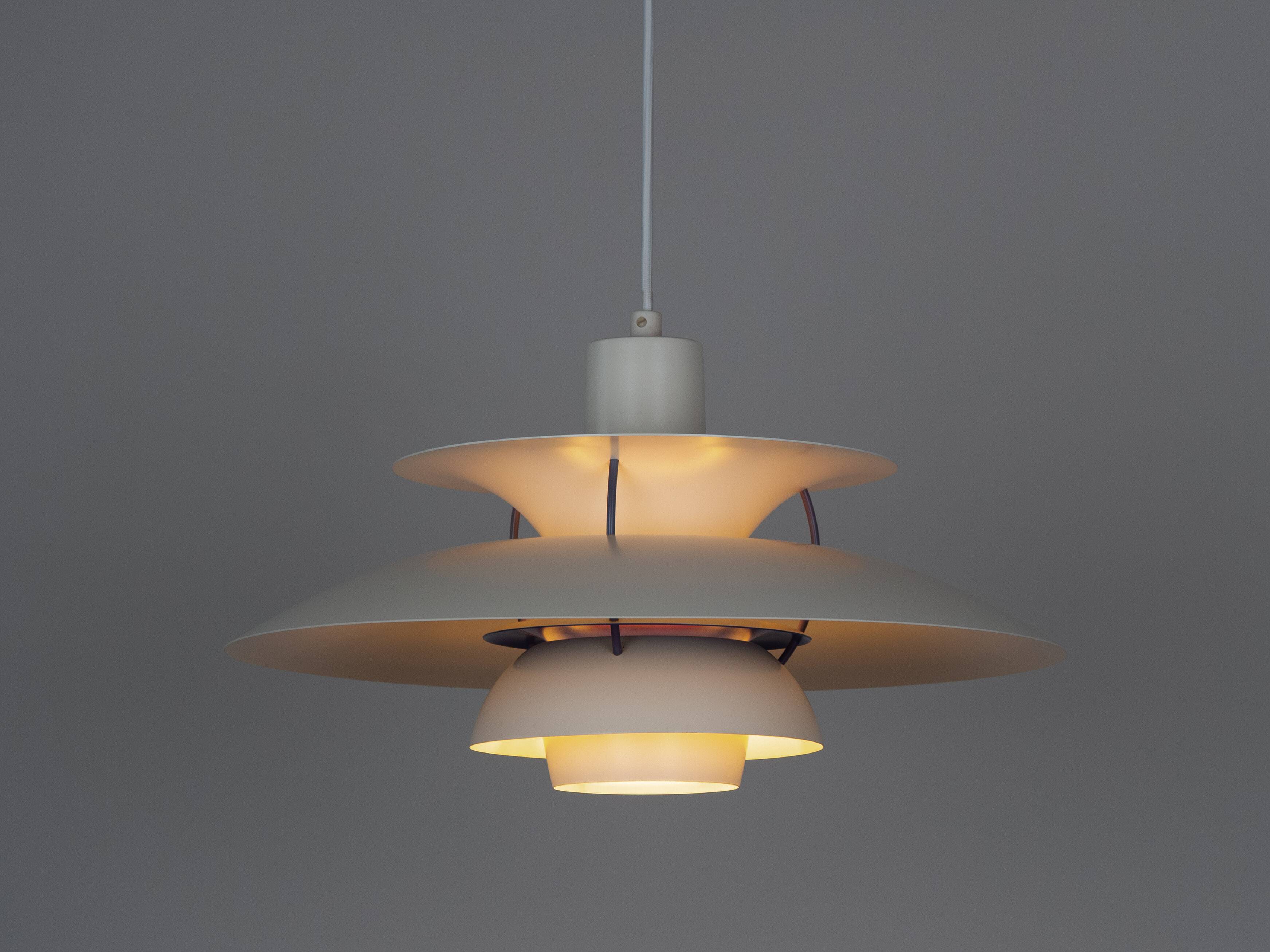 Suspension vintage danoise PH 5 par Poul Henningsen, Louis Poulsen, 1958