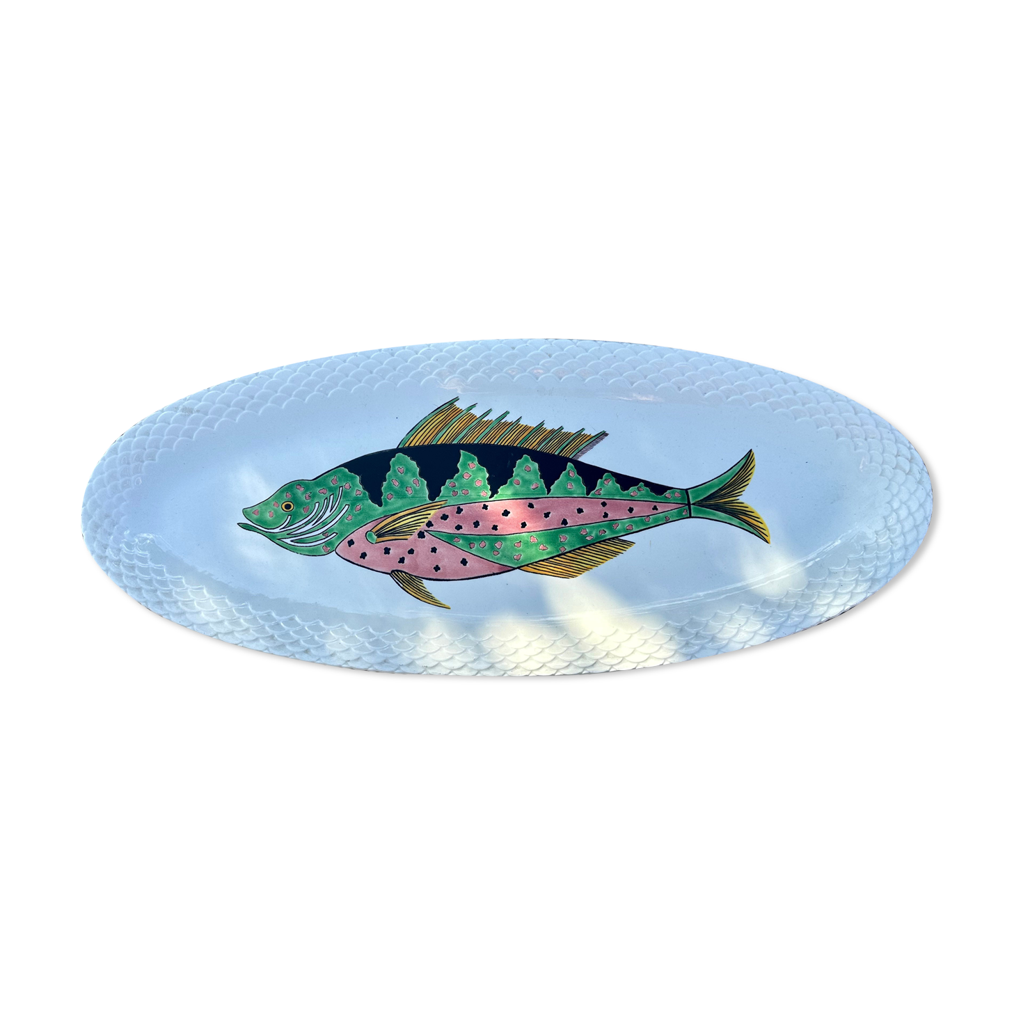 Gien dish with fish decoration model Baie d'Along 50s