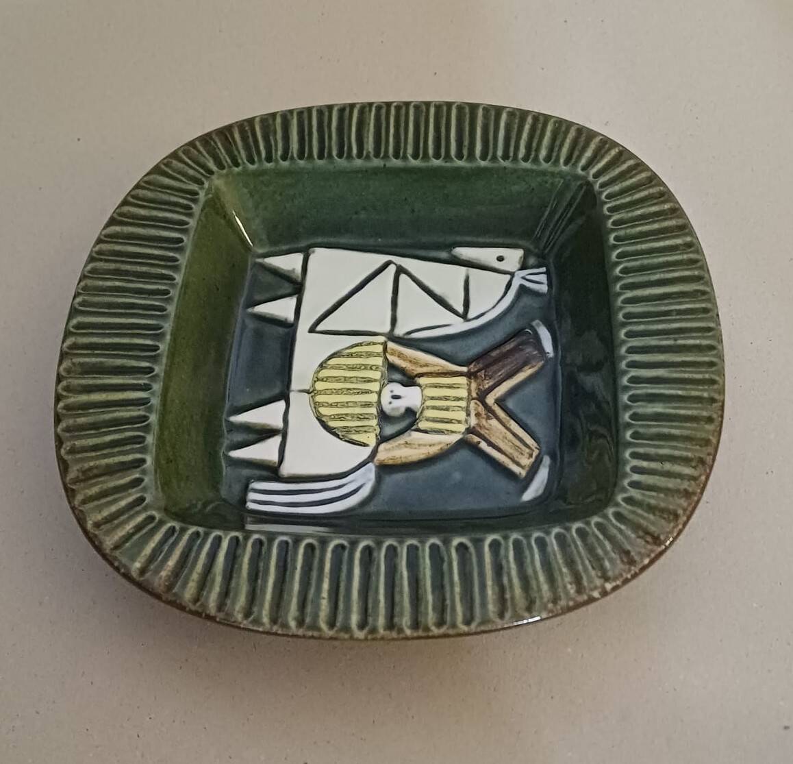 Plat vide-poche Harlekin – Lisa Larson pour Gustavsberg, années 1960