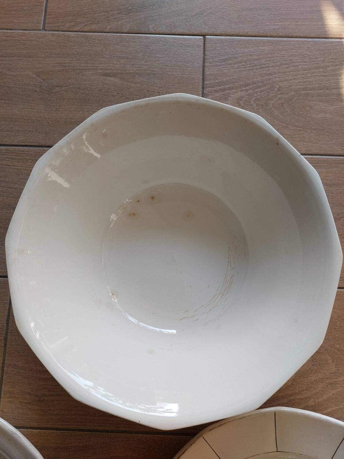 Sarreguemines serving dish