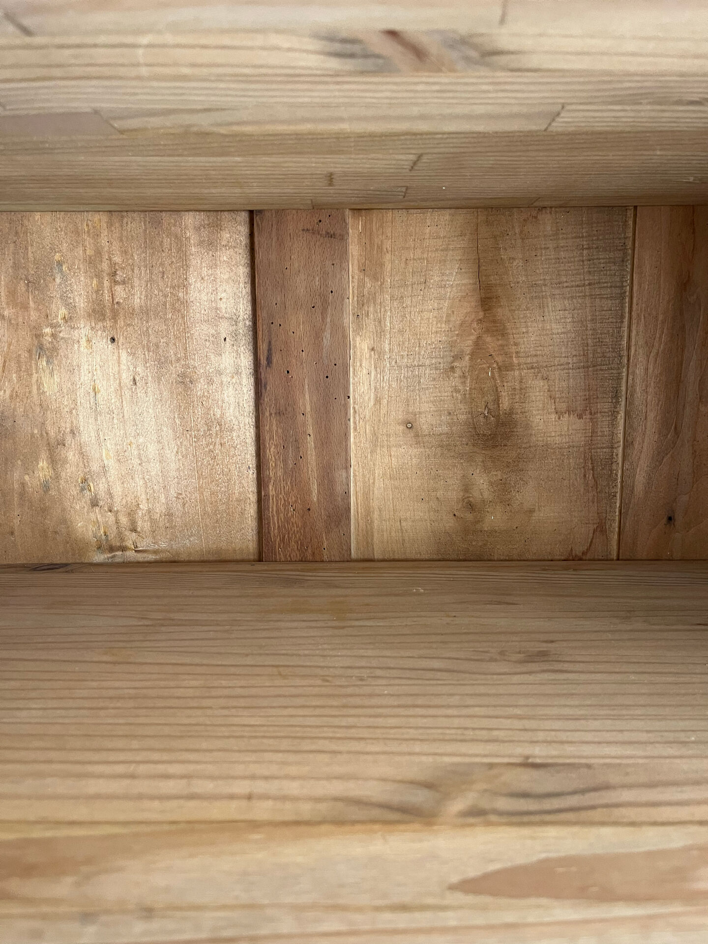 Armoire vitrée