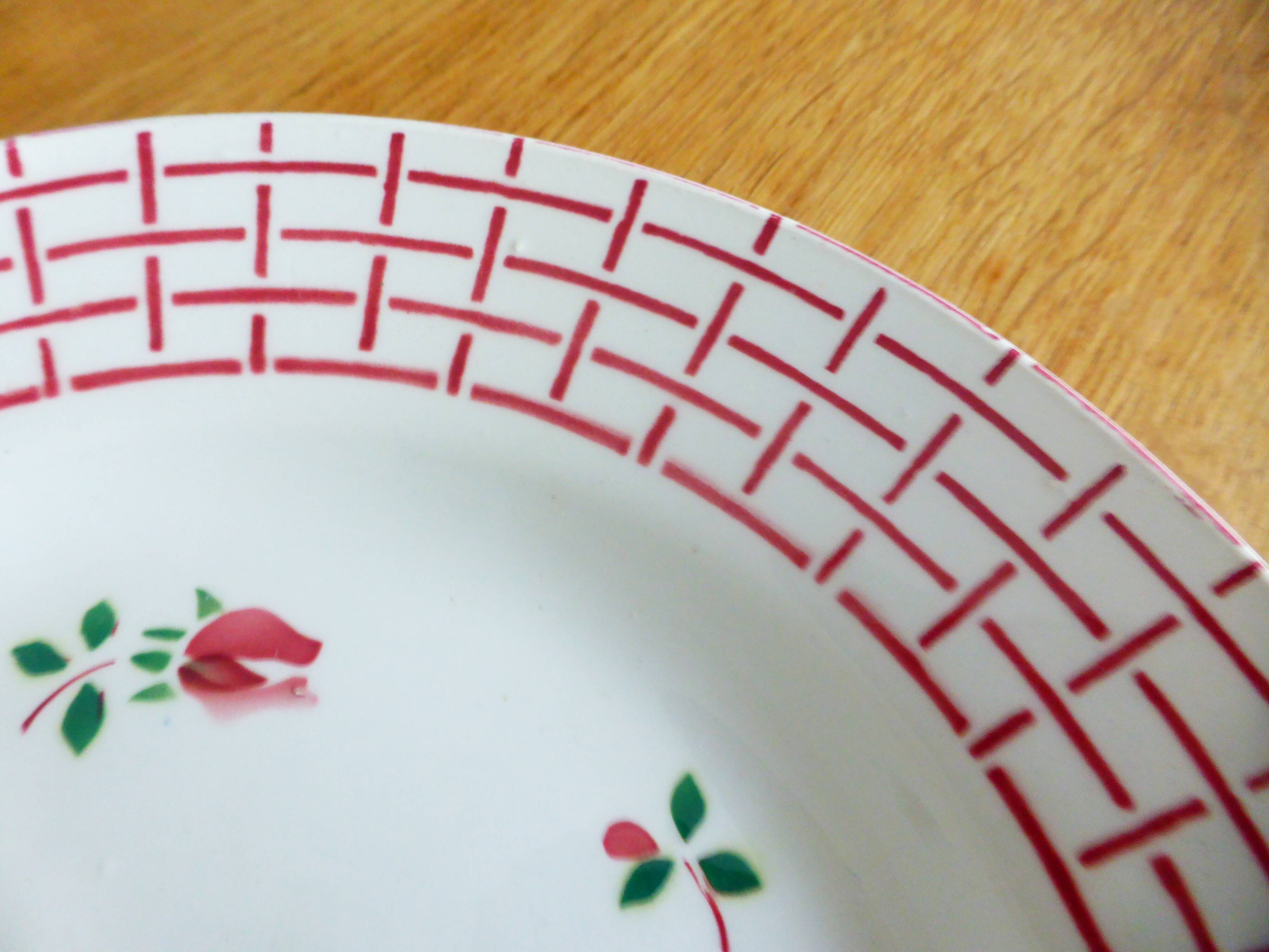 1 vintage Digoin Sarreguemines Rosa pattern dinner plate 221234