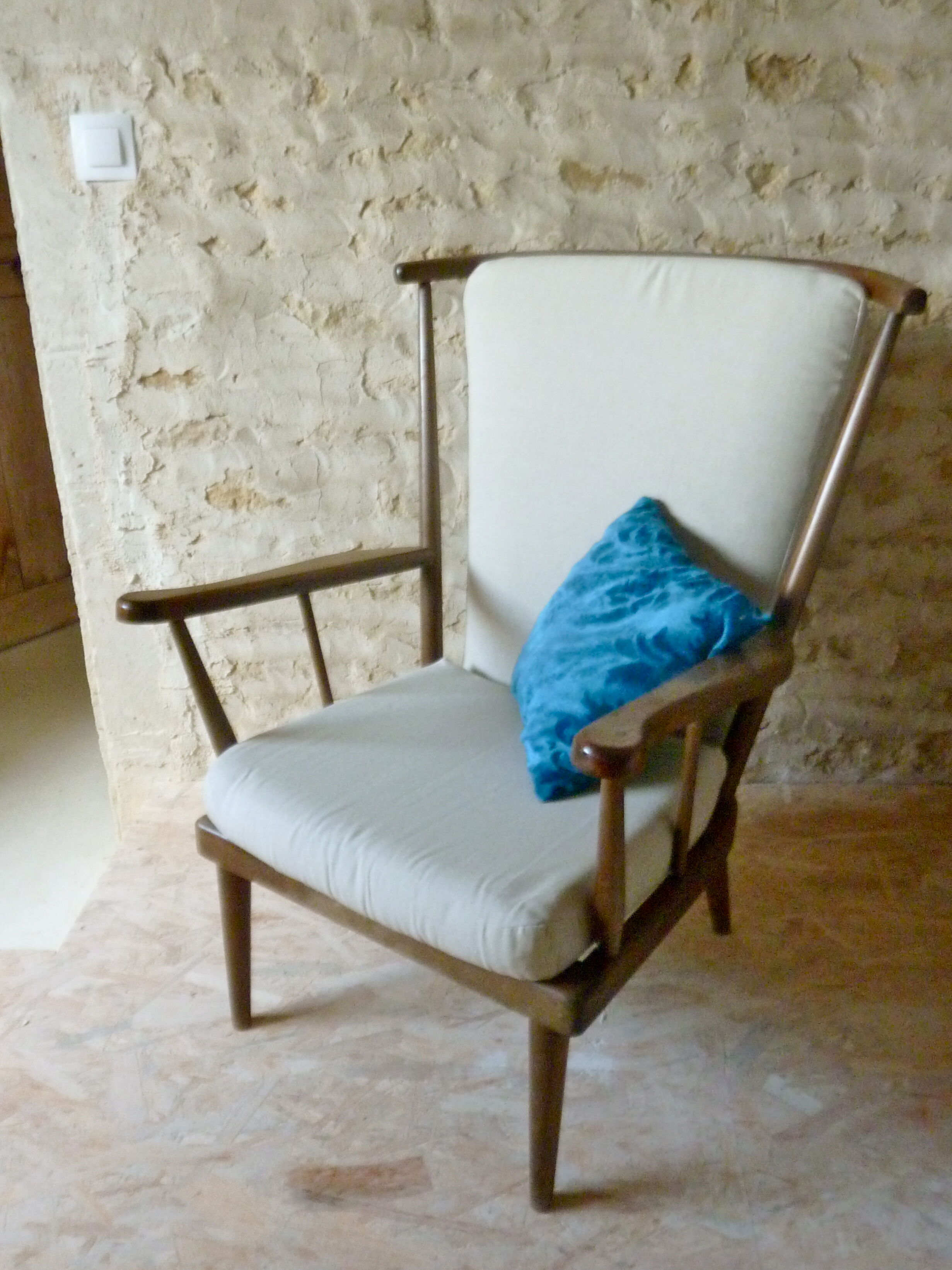 Fauteuil en bois dossier éventail baumann