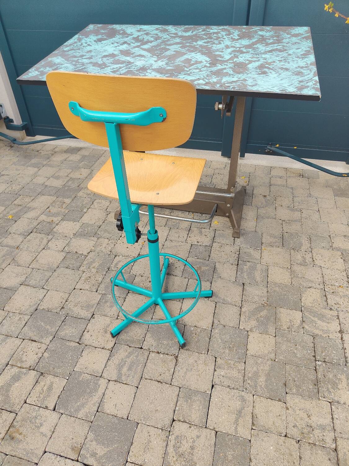 Architect's desk and its chair