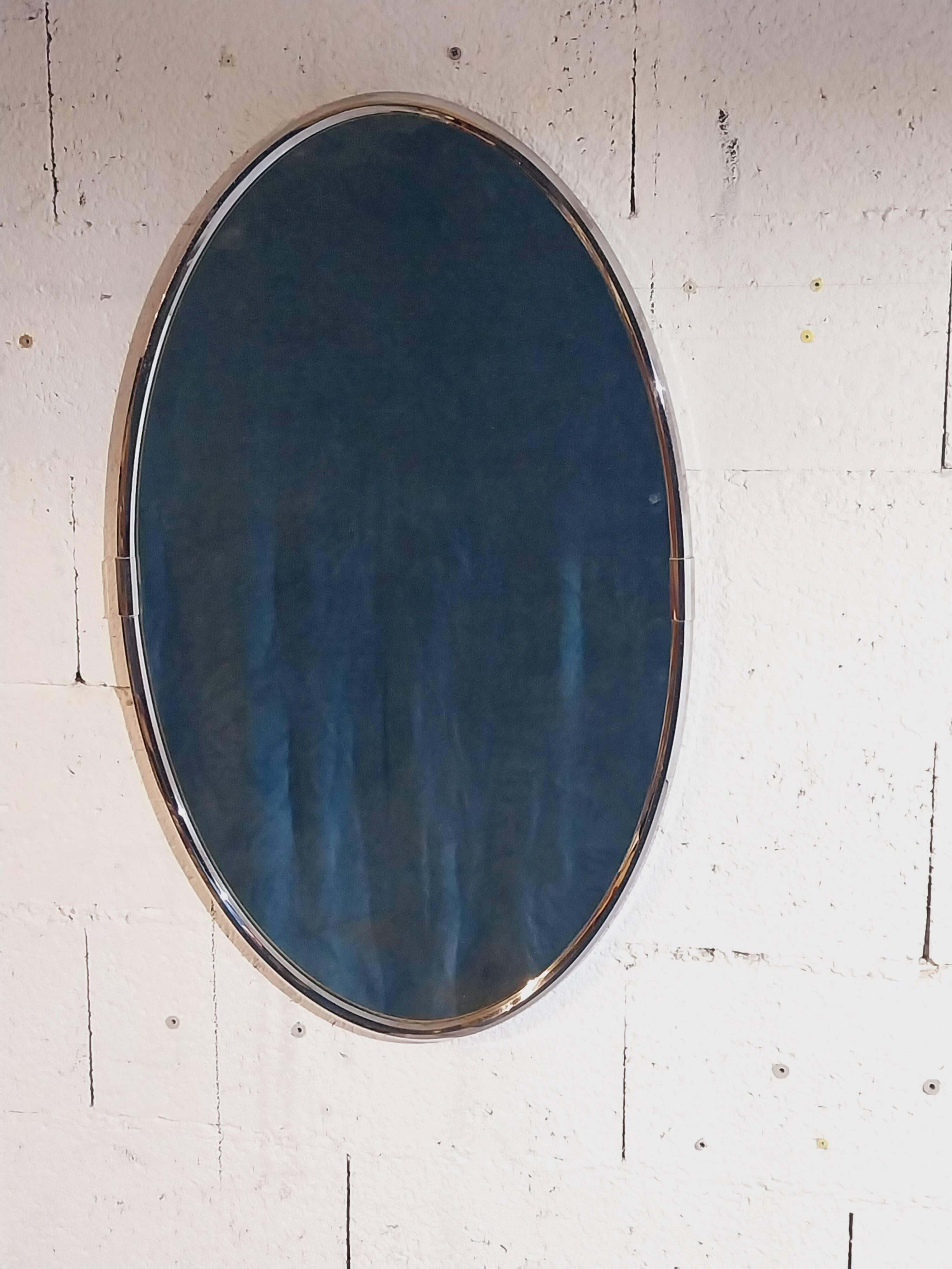 Oval mirror 1970