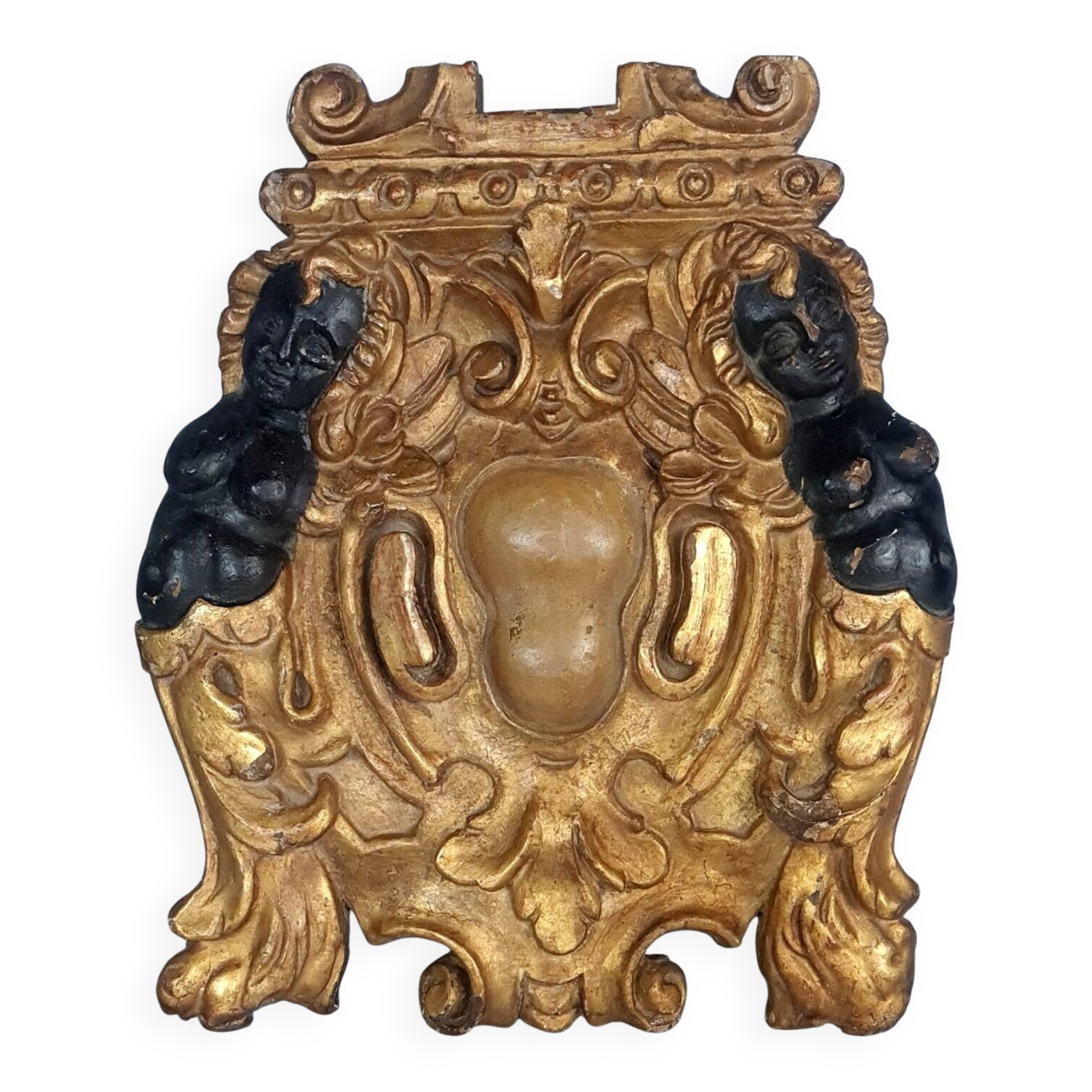 18th century carved wooden element, a cartouche surrounded by two women C478