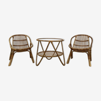 Set coffee table and rattan chairs