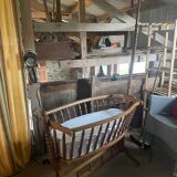 Berceau ancien bois tourné