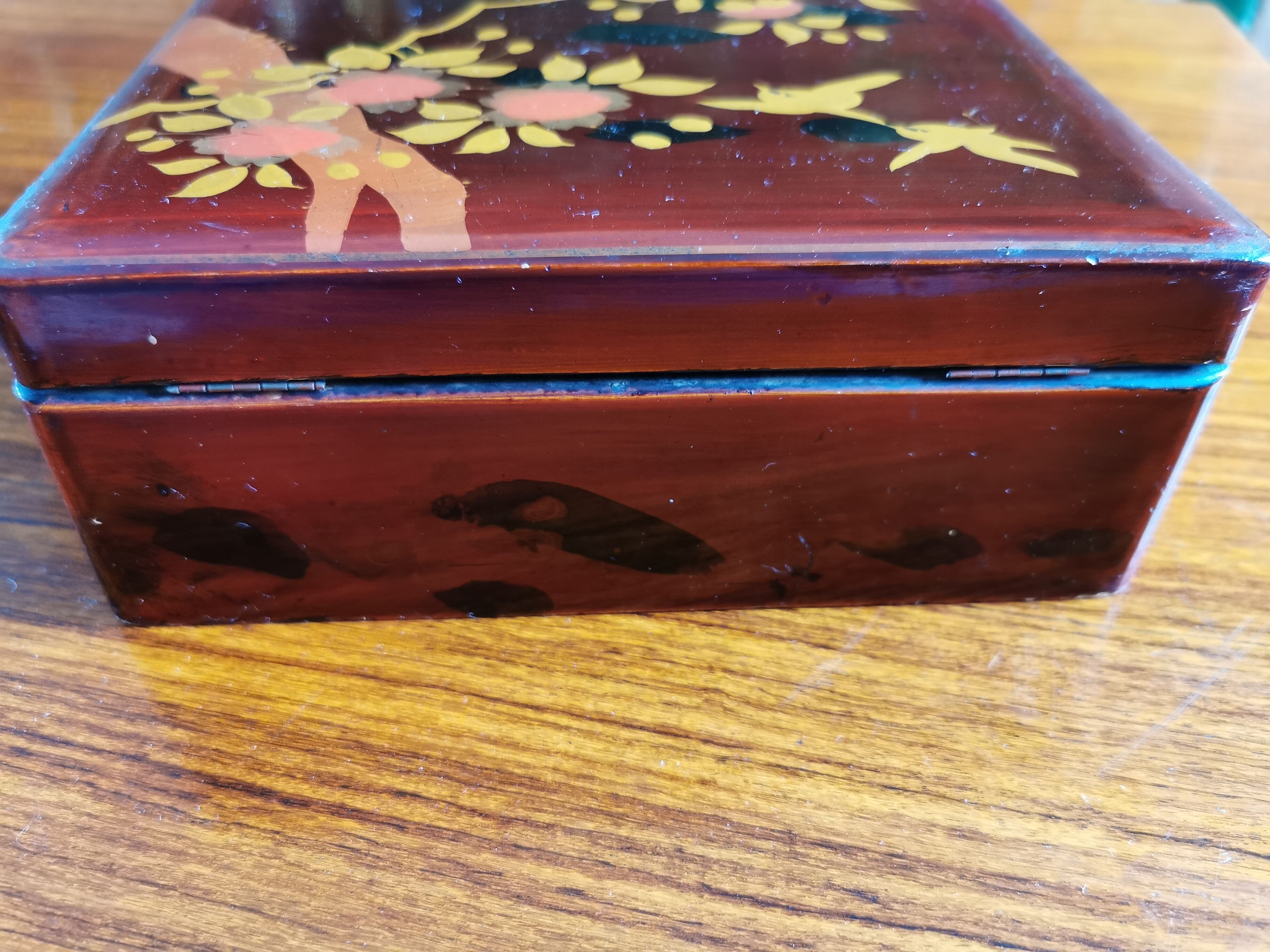 Old box lasked in the early 20th century