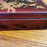 Old box lasked in the early 20th century