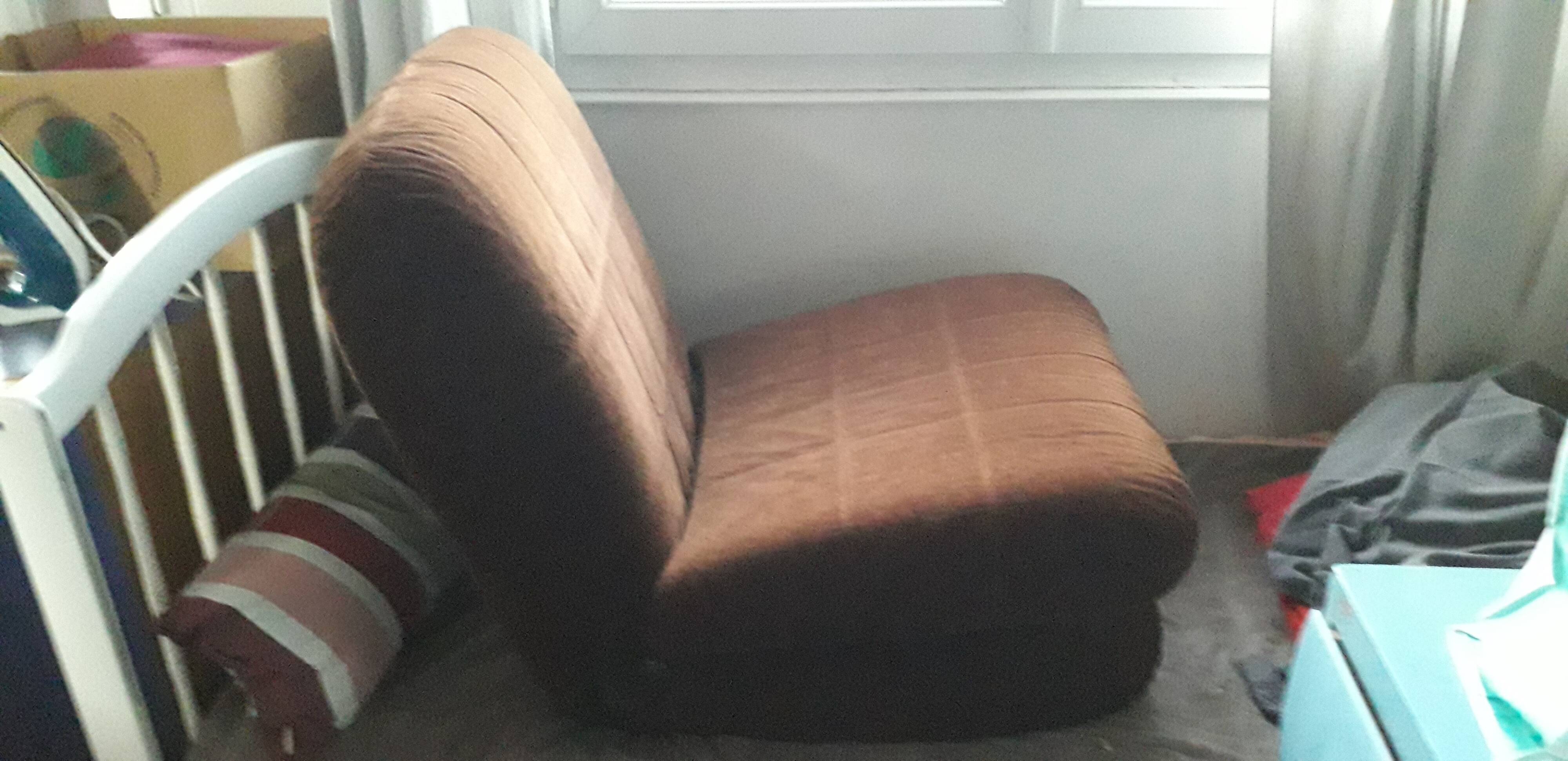 Vintage armchair with Italian design