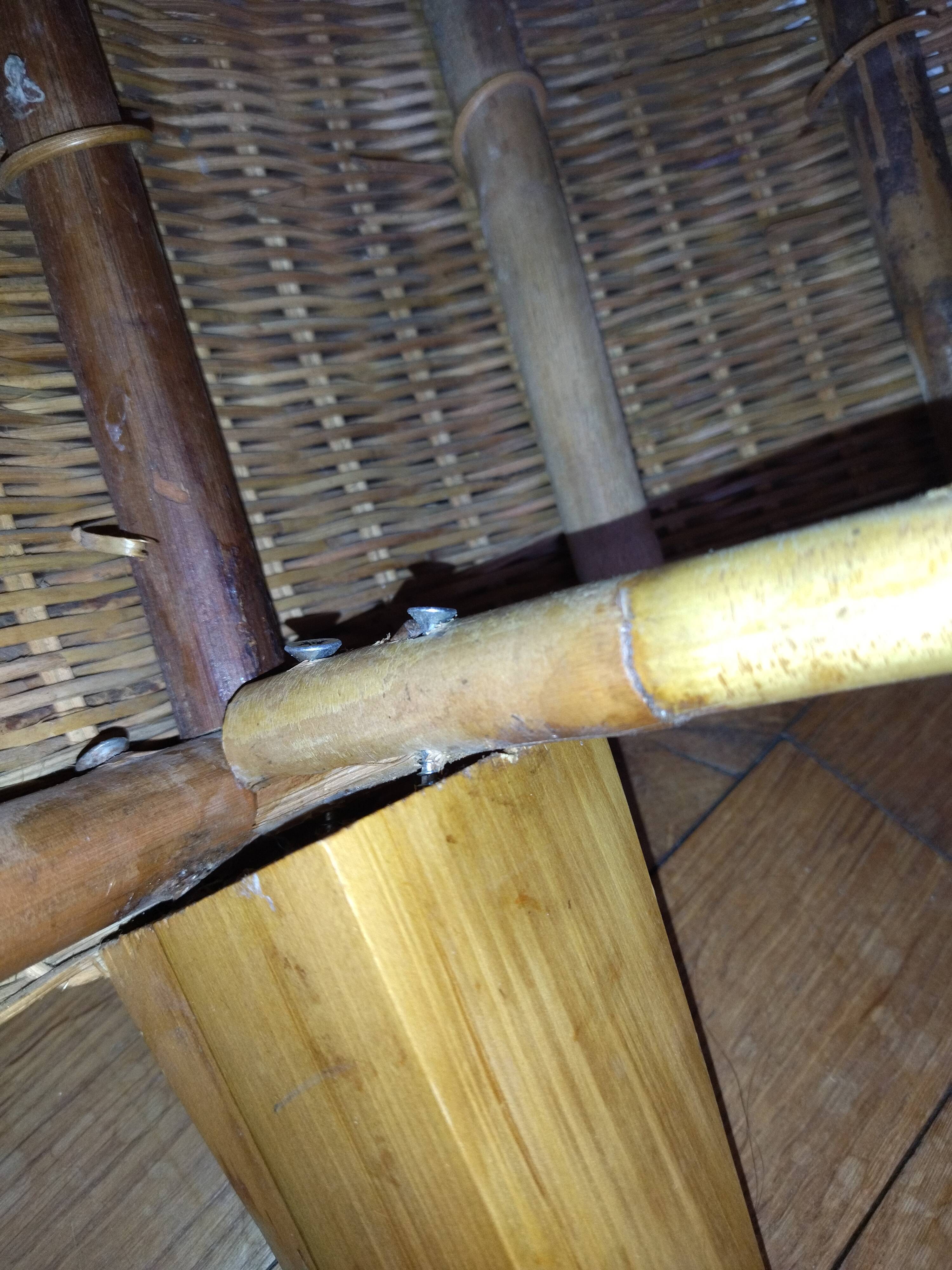 Vintage braided rattan pouf