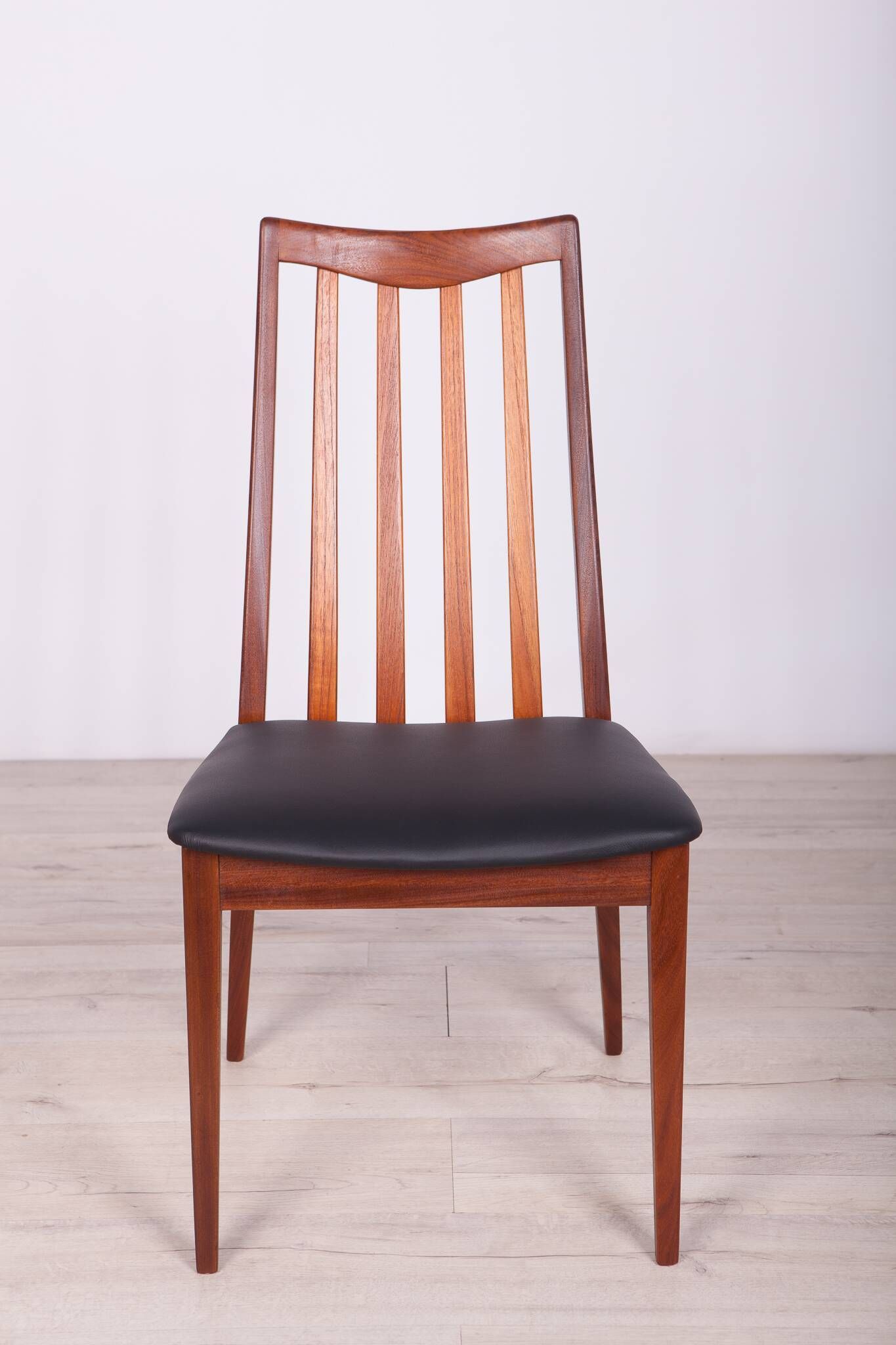 Vintage Teak and Leather Dining Chairs by Leslie Dandy for G-Plan, 1960s, Set of 4