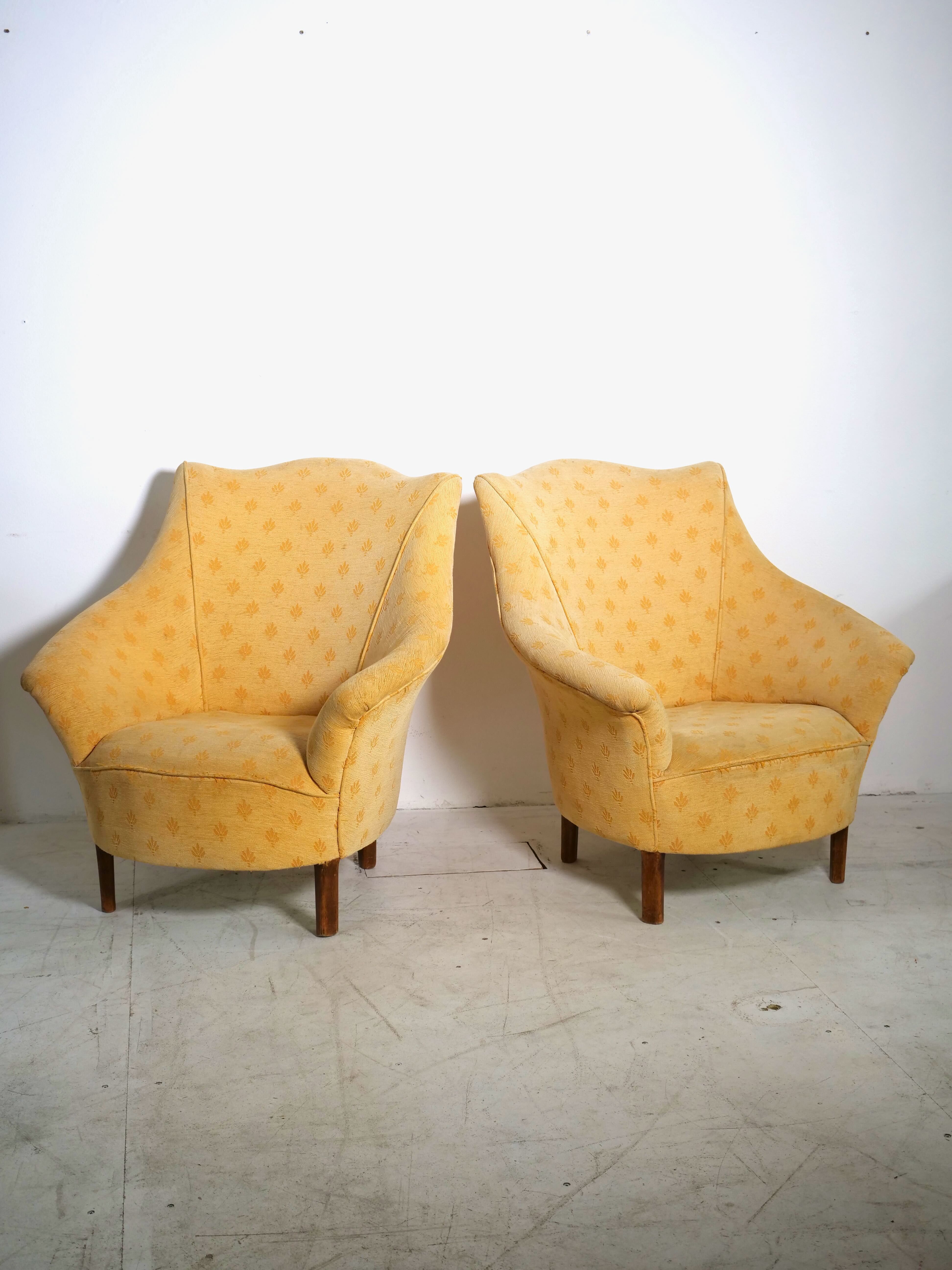Pair of yellow vintage armchairs