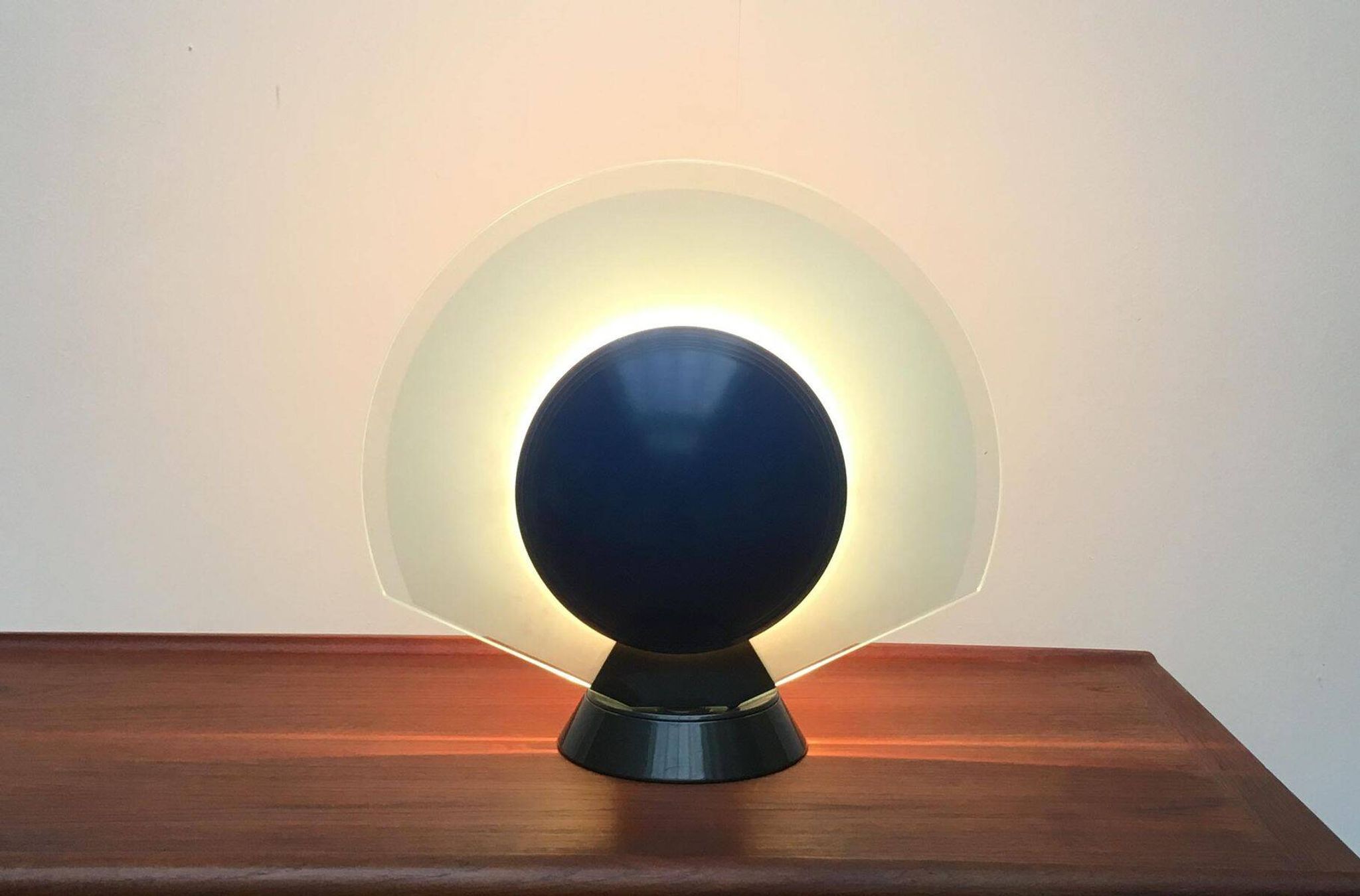 Postmodern table lamp Tikal by P.G. Ramella for Arteluce, 1980s.