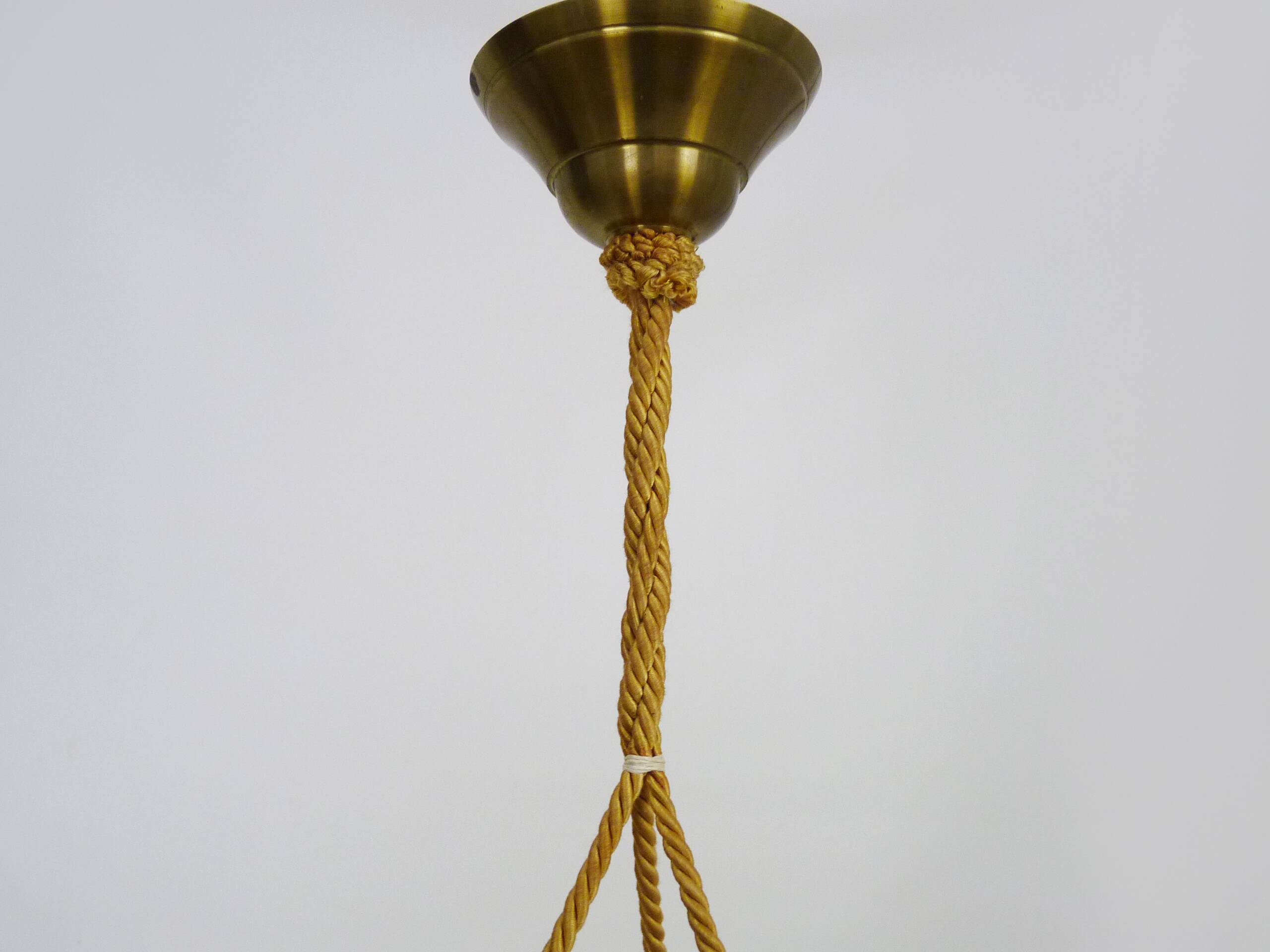 Ancien lustre, suspension vasque Art Déco 1 Feu, en pâte de verre jaune.
