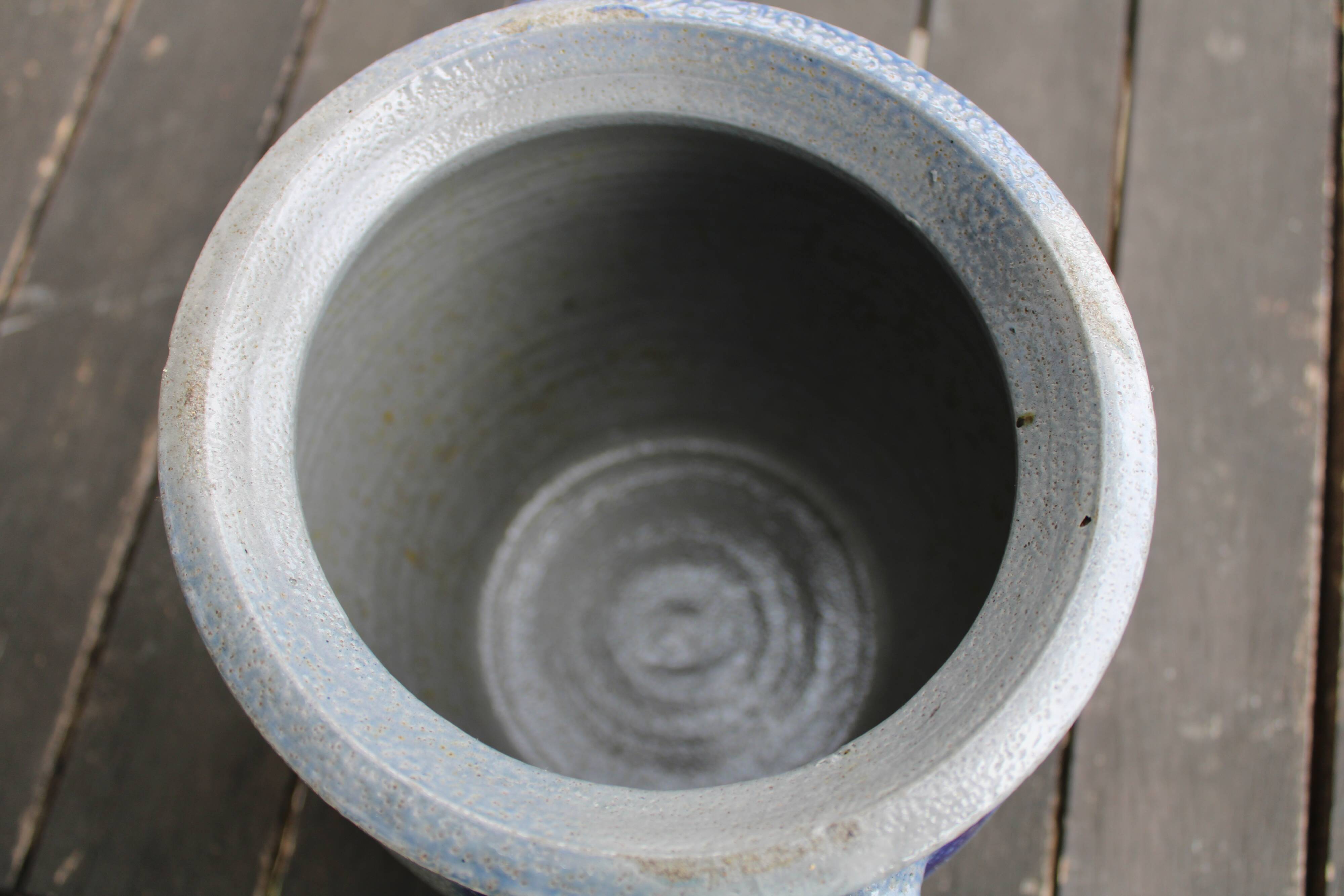 Alsace sandstone pot