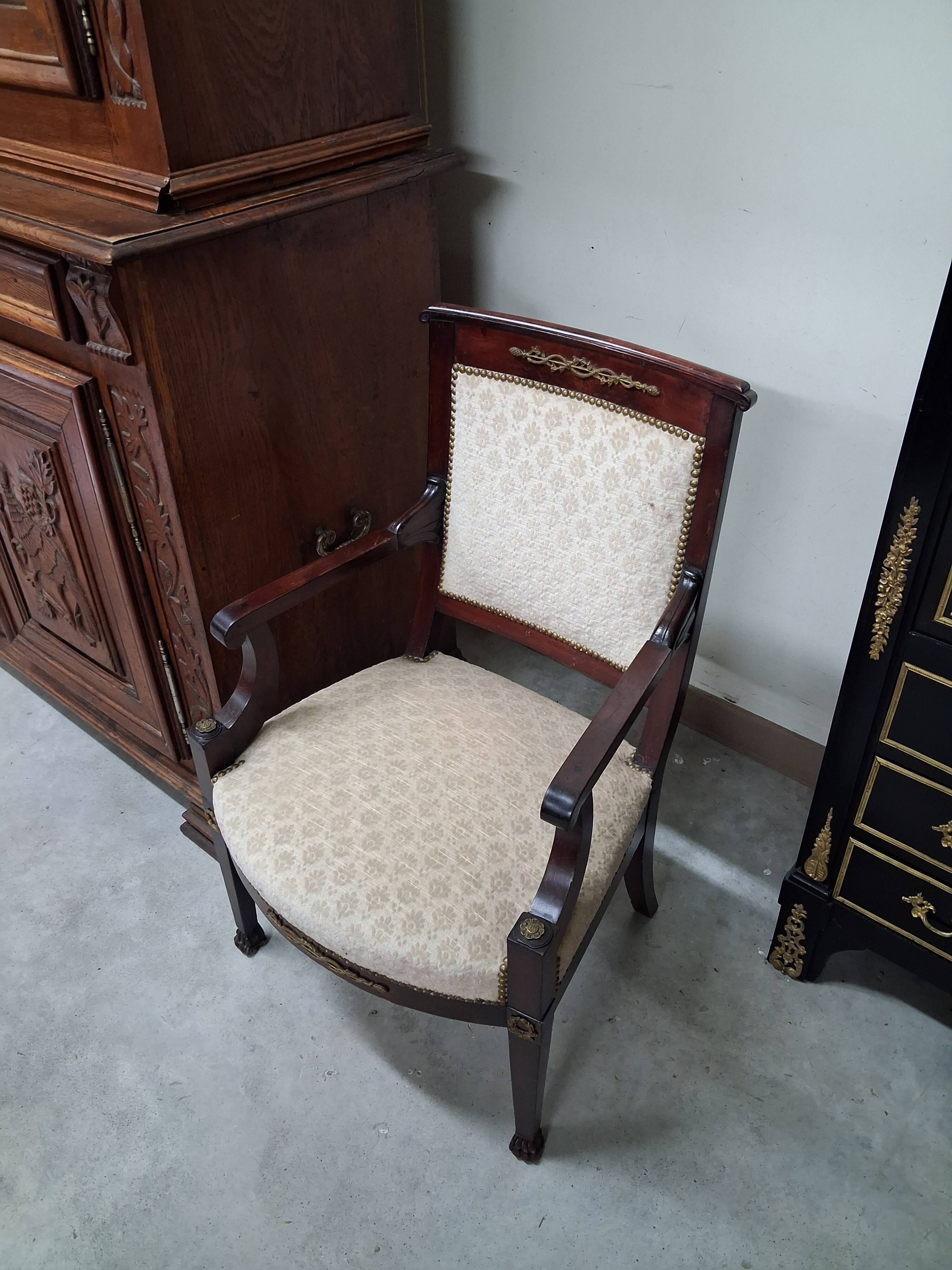 Paire de fauteuils d'époque Empire, réalisée en acajou