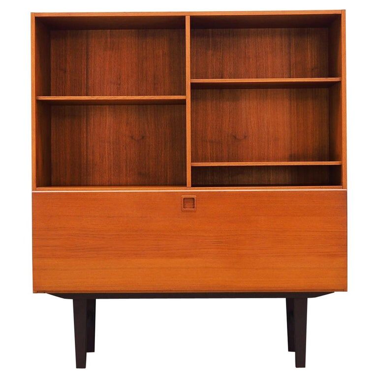 Bookcase teak, Danish design, 70, designer: Løvig Nielsen