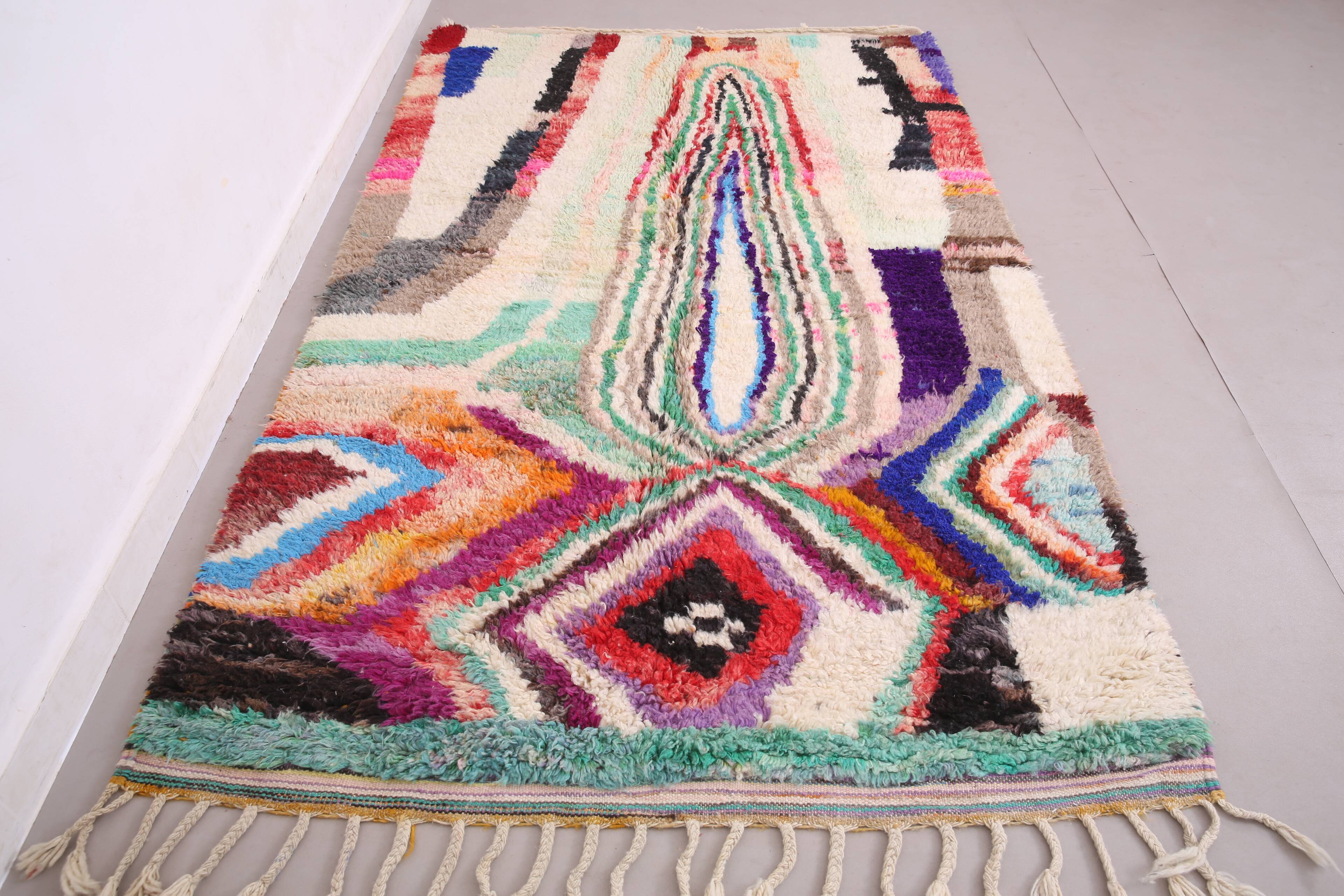Colorful Boujaad Rug 156 x 259 cm - Berber Wool Rug - Moroccan Rug Handmade