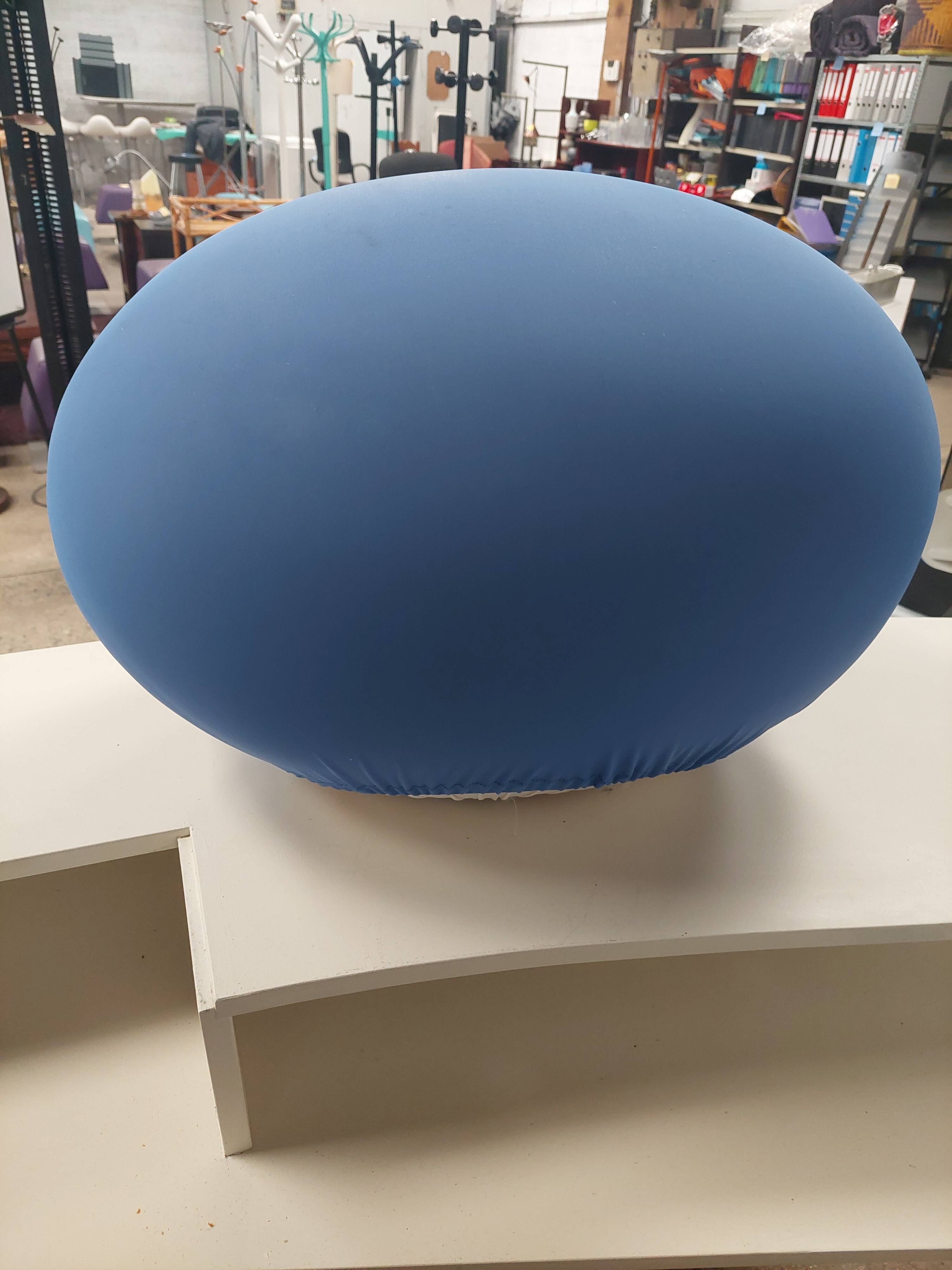 Ottoman footrestsused Ovalvaleri italia oval