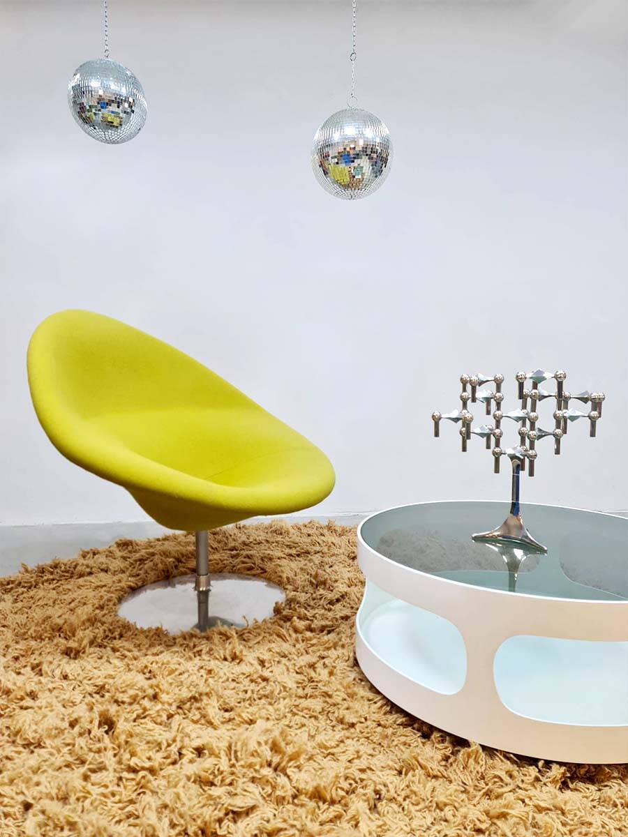 Vintage Globe swivel chair Pierre Paulin Artifort