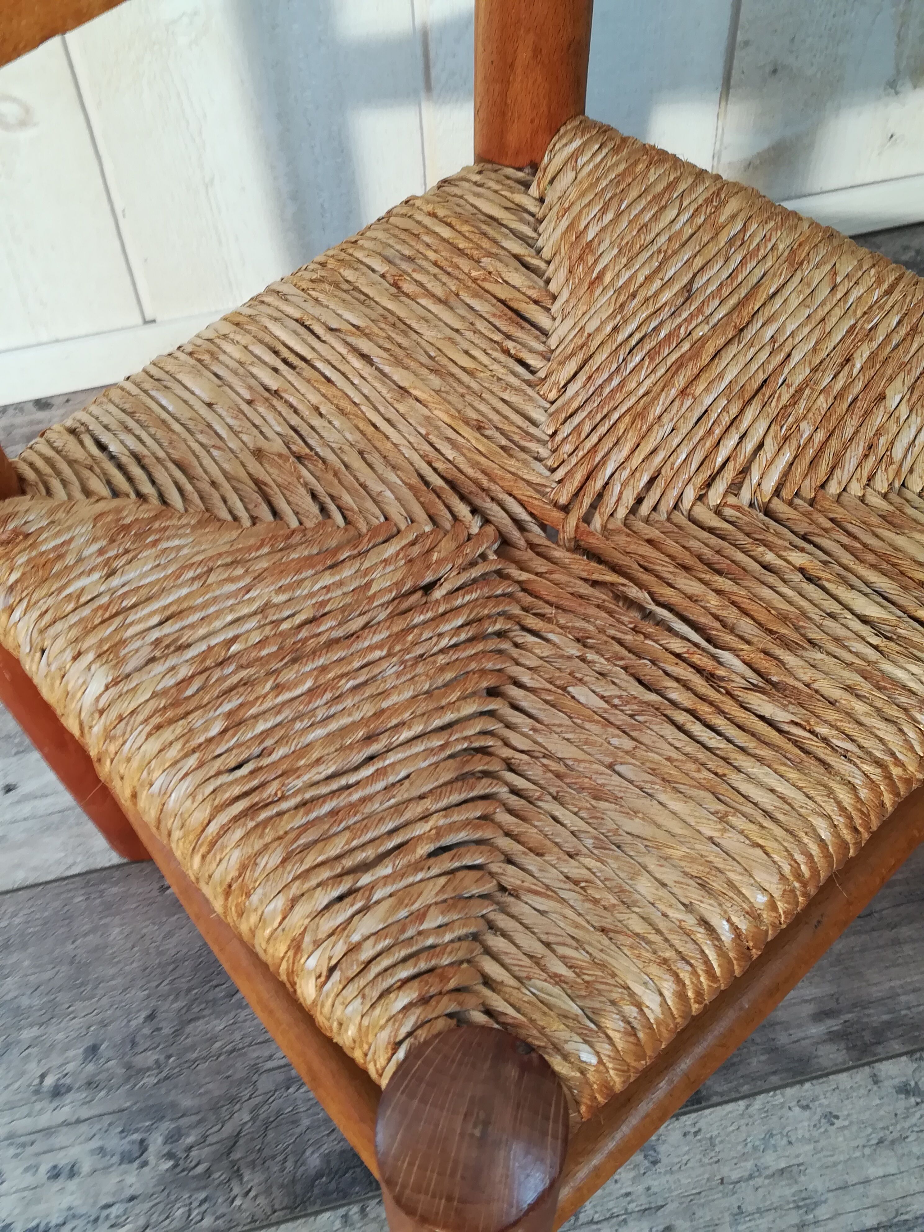 Chaise enfant en bois et paille
