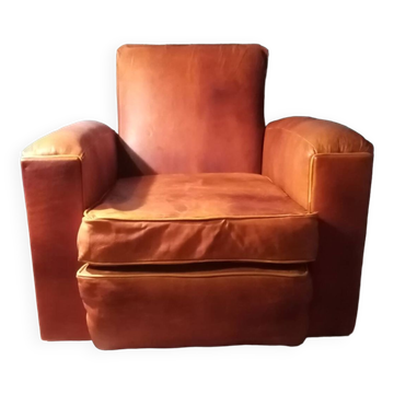 Square club chair