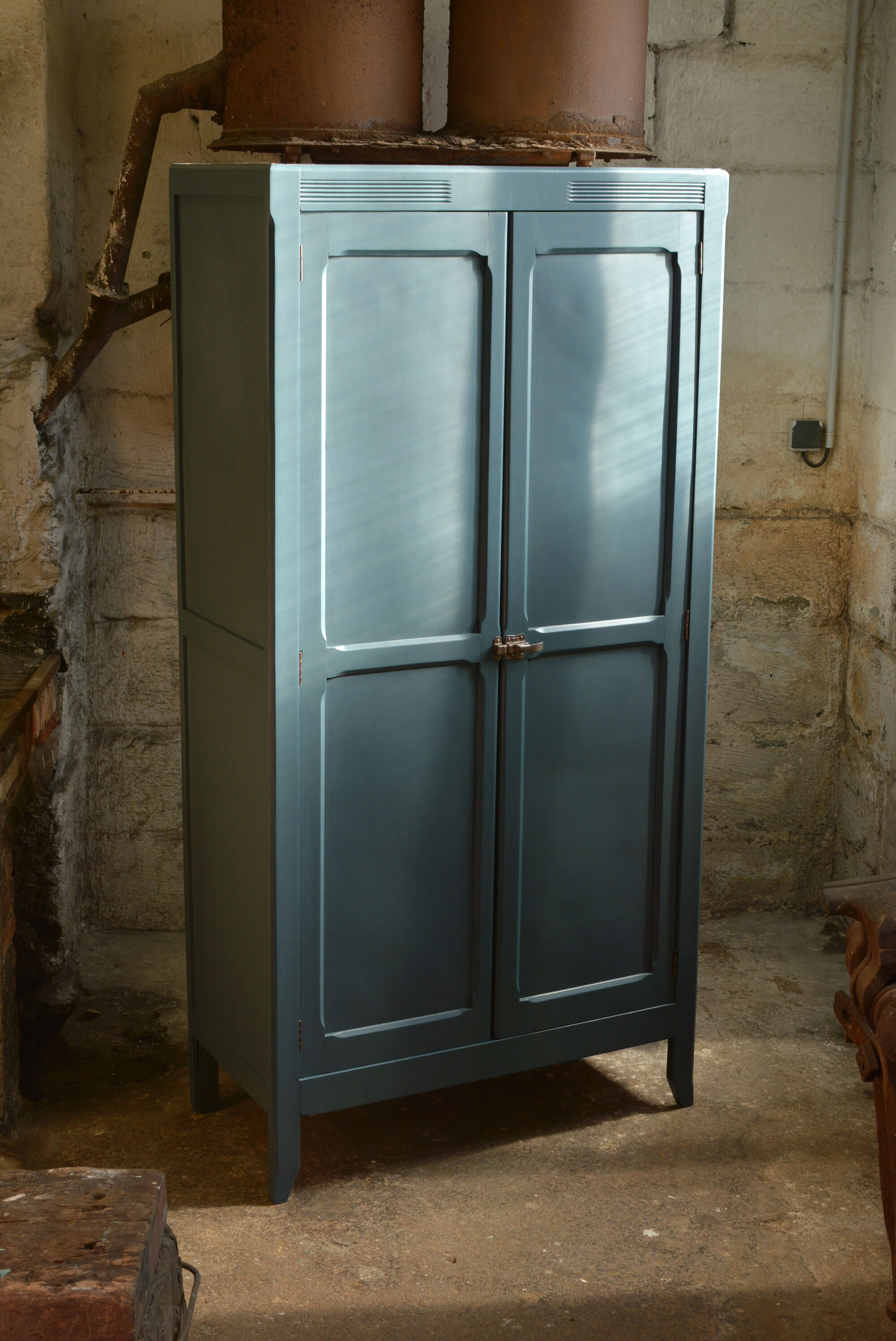 Armoire parisienne garde-manger