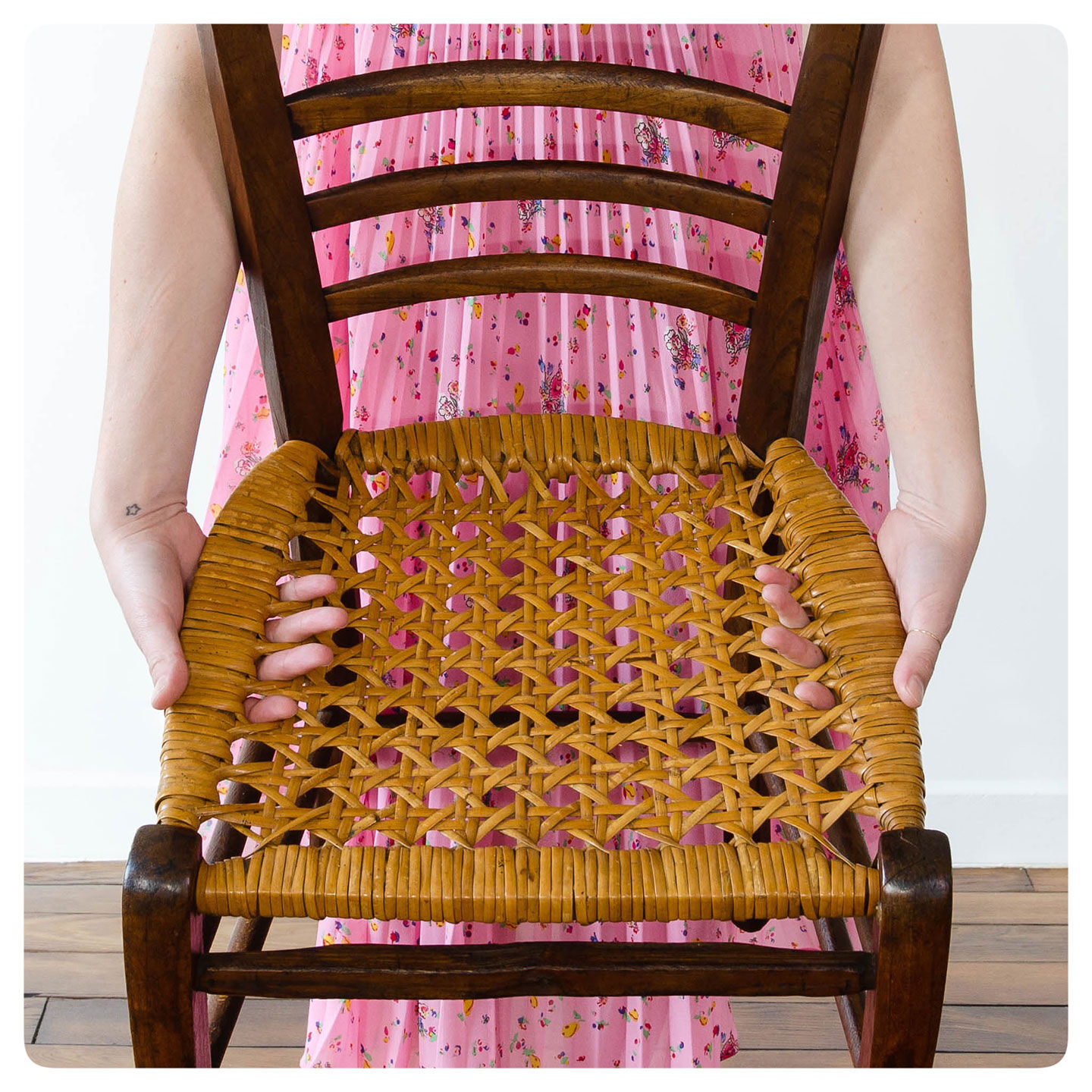 4 old flying chairs with natural canning seat